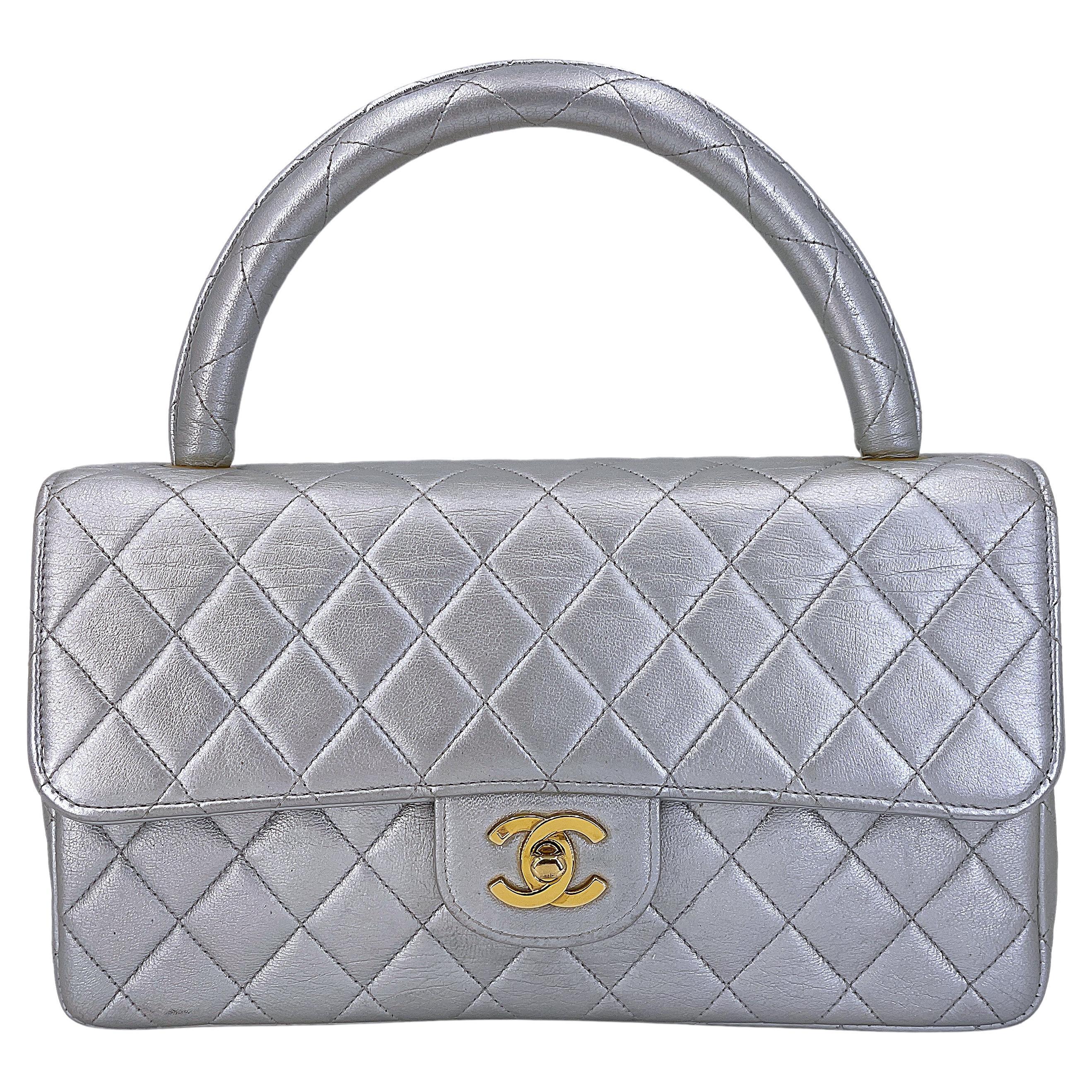 chanel flap bag with top handle sizes