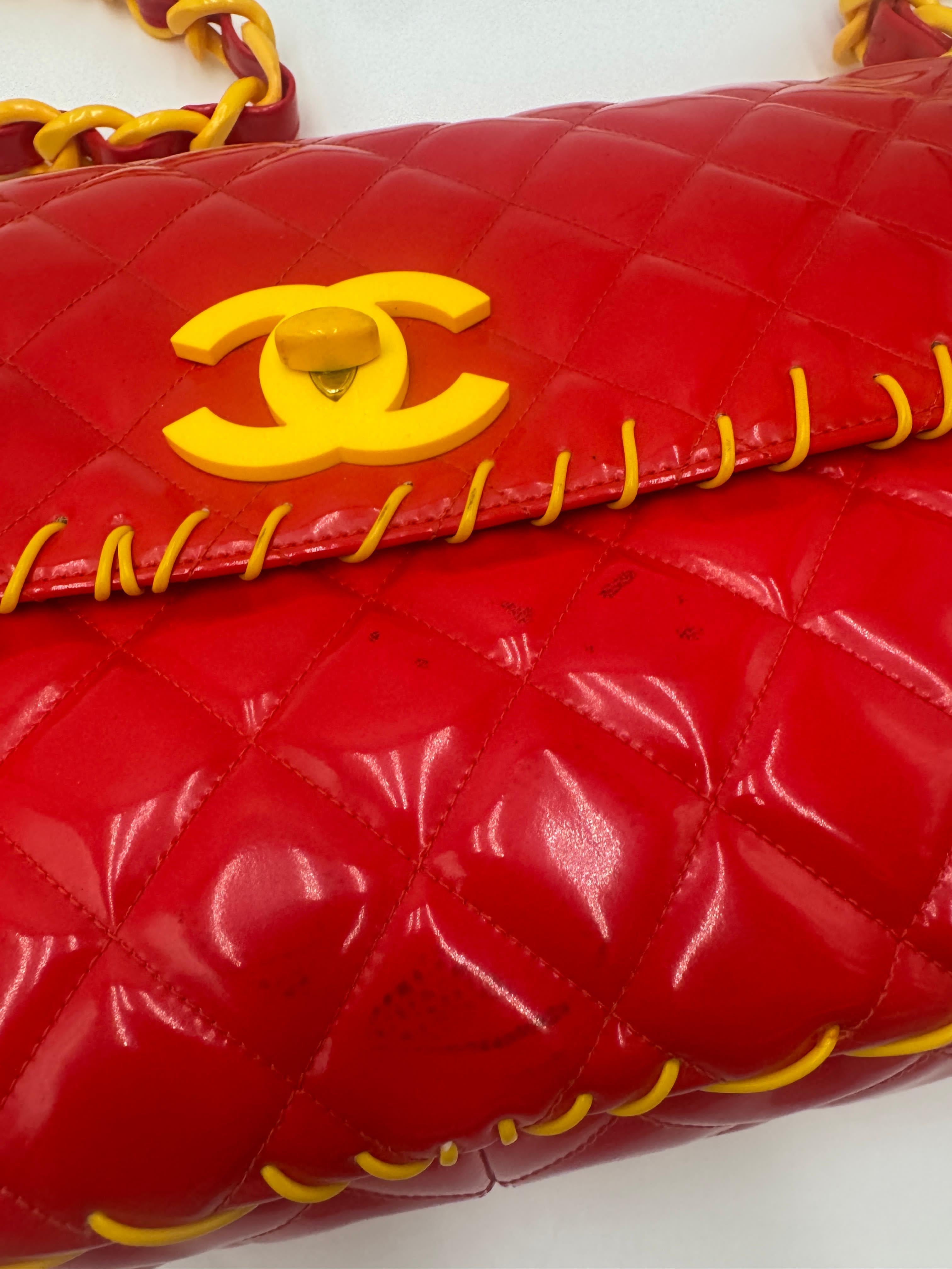 Chanel 1994 Vinyl Maxi Flap Bag in Red with Yellow Details in vendita 6