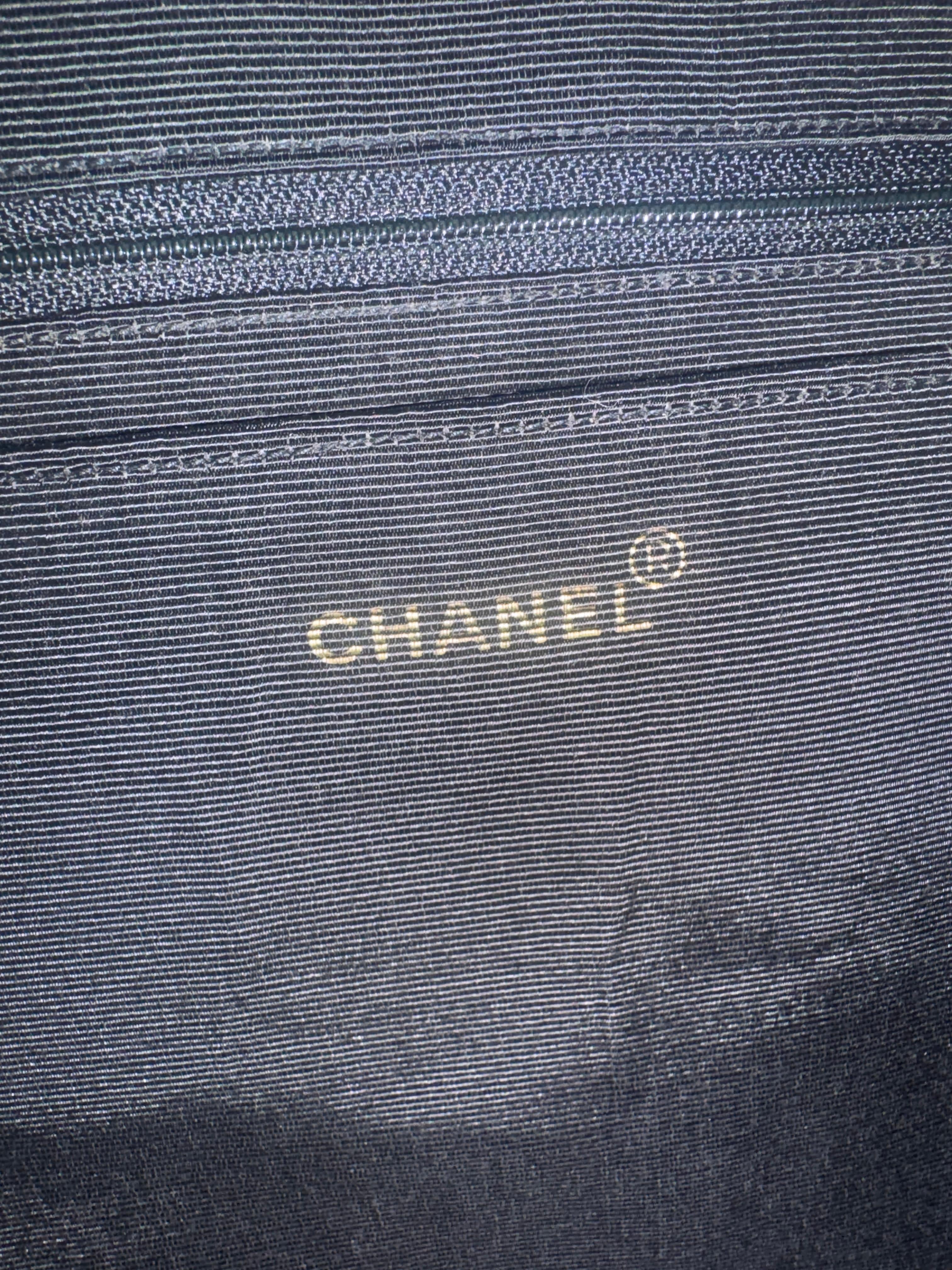 Chanel 1994 Vinyl Maxi Flap Bag in Red with Yellow Details in vendita 9