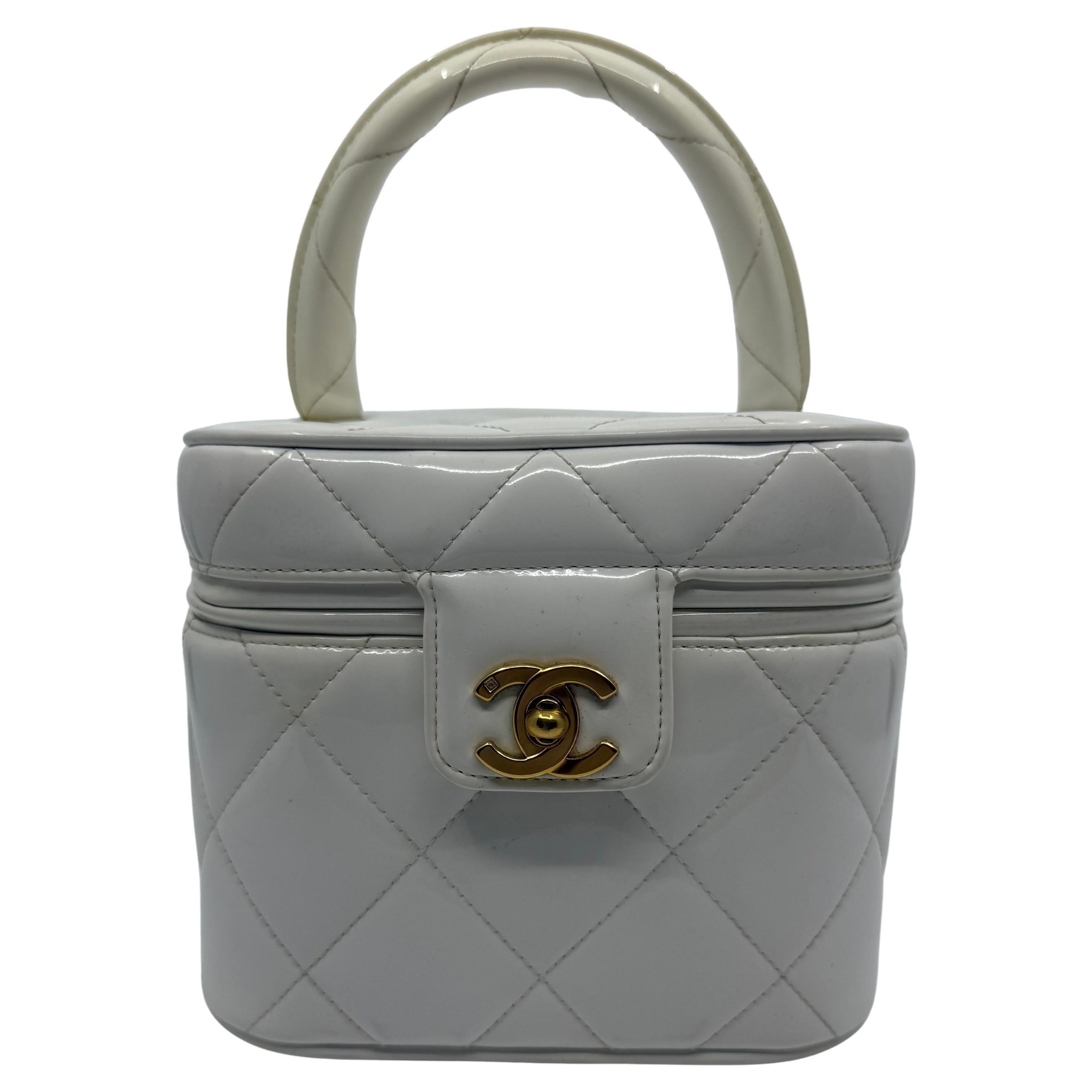 Chanel 1995 Collection S Spartiate Heart Vanity Case Bag White Patent Leather