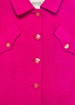 Chanel 1995 Fall/Winter Pink Runway Blazer size 38