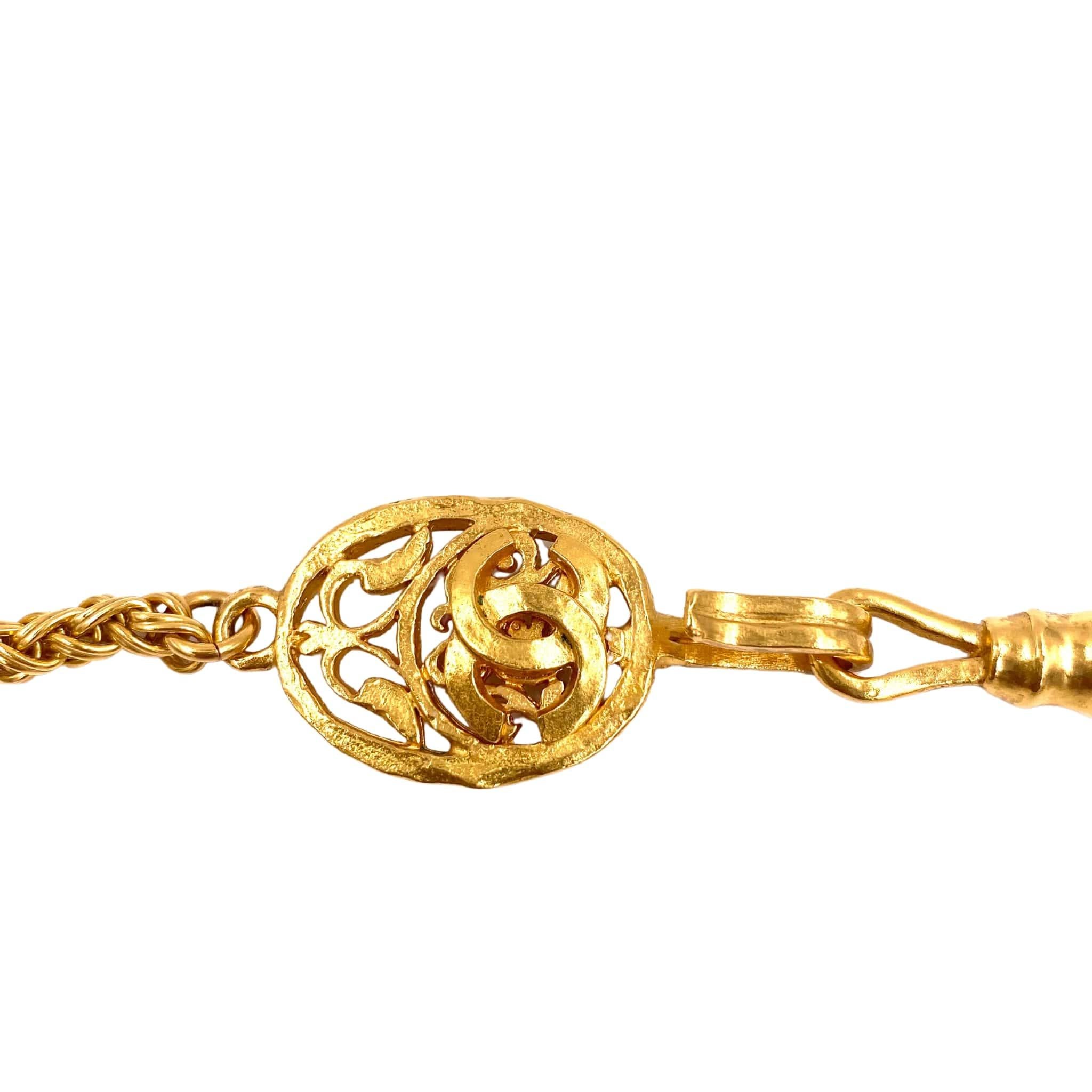 Women's or Men's Chanel 1995 Gold Long Chain with Filigree Balls For Sale