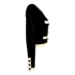 CHANEL 1995 Signature Cashmere CC Logo Cardigan Jacket Top Cropped Twin Set 38