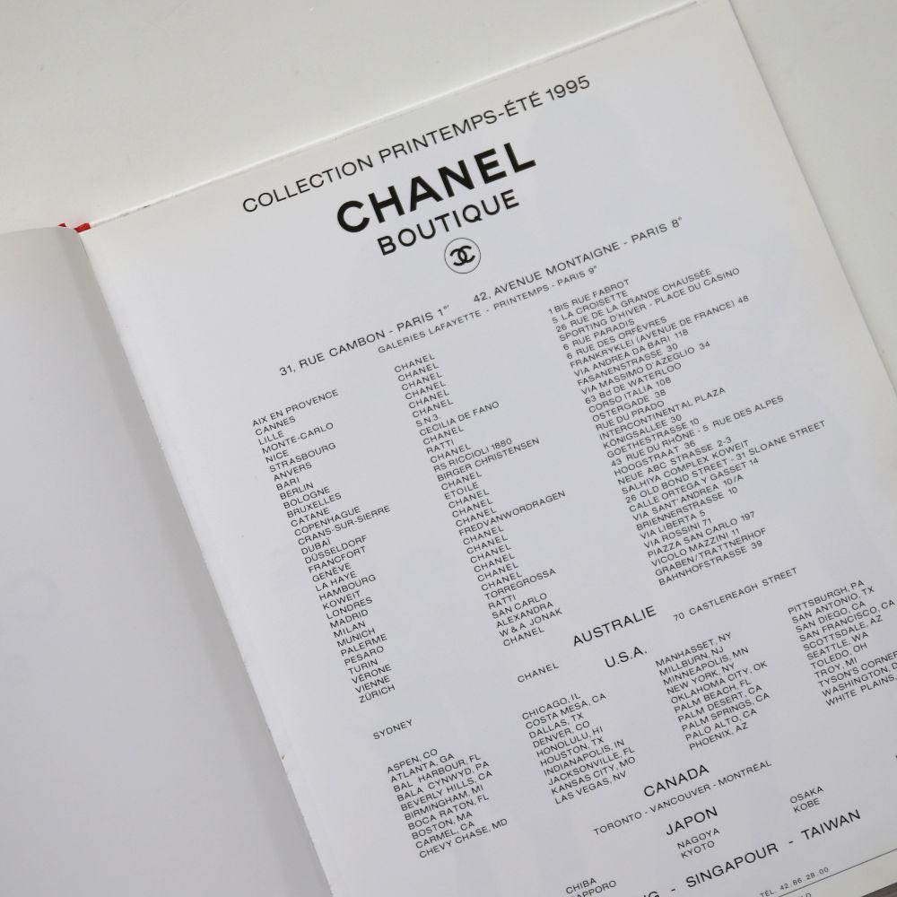 CHANEL 1995 Spring Barbie Collection Catalogue photographed by Karl Lagerfeld In Good Condition In Arnsberg, NW