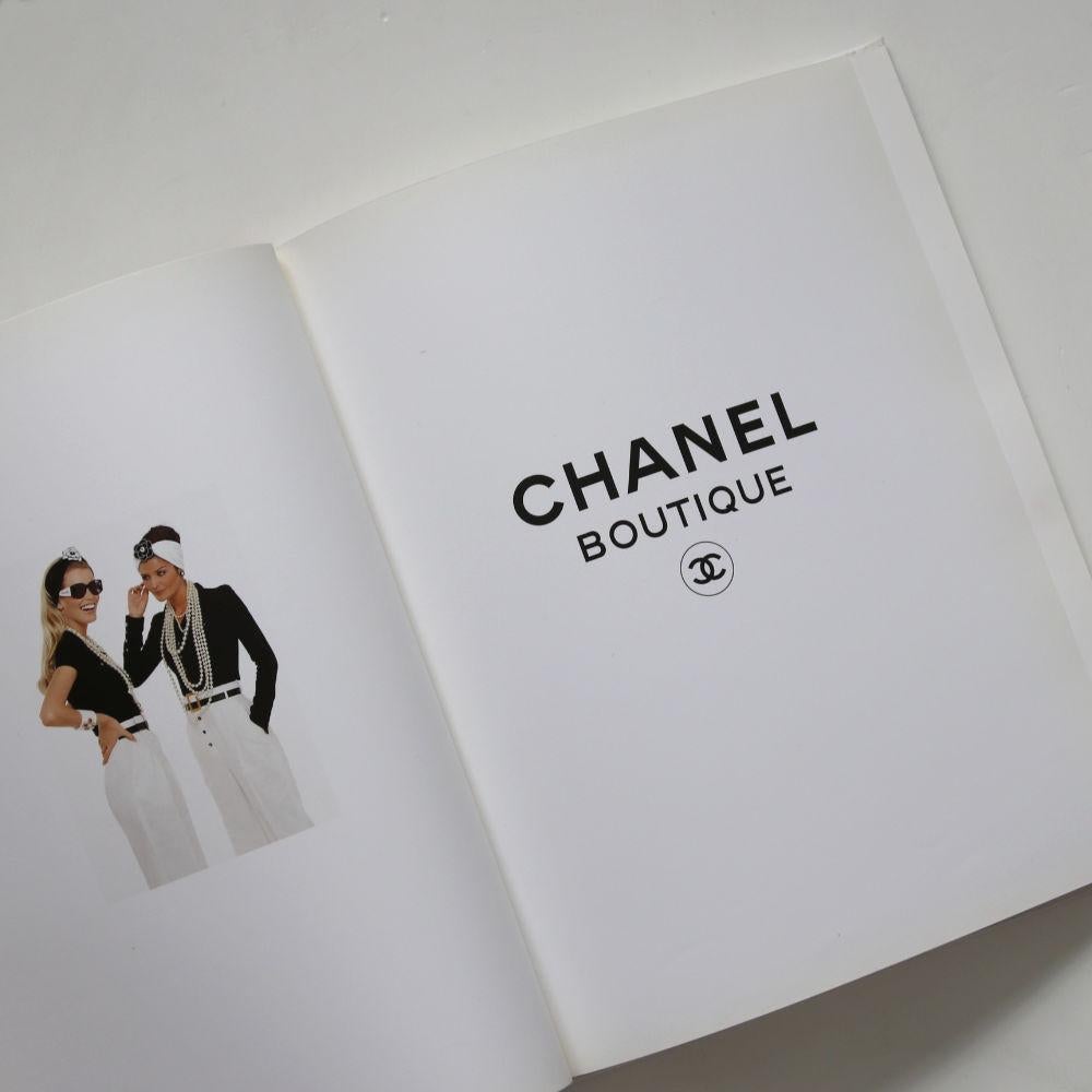 CHANEL 1995 1996 CRUISE VINTAGE HARDCOVER CATALOGUE LAGERFELD PRISTINE USED  JP #