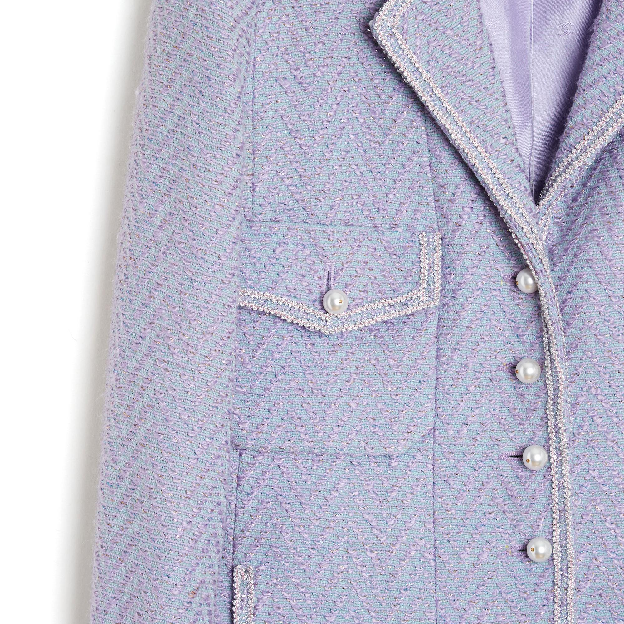 Chanel 1995 Weste FR36 Lila Silber Wolle  Ensemble aus Tweed-Jacke UK8 US6 (Violett) im Angebot
