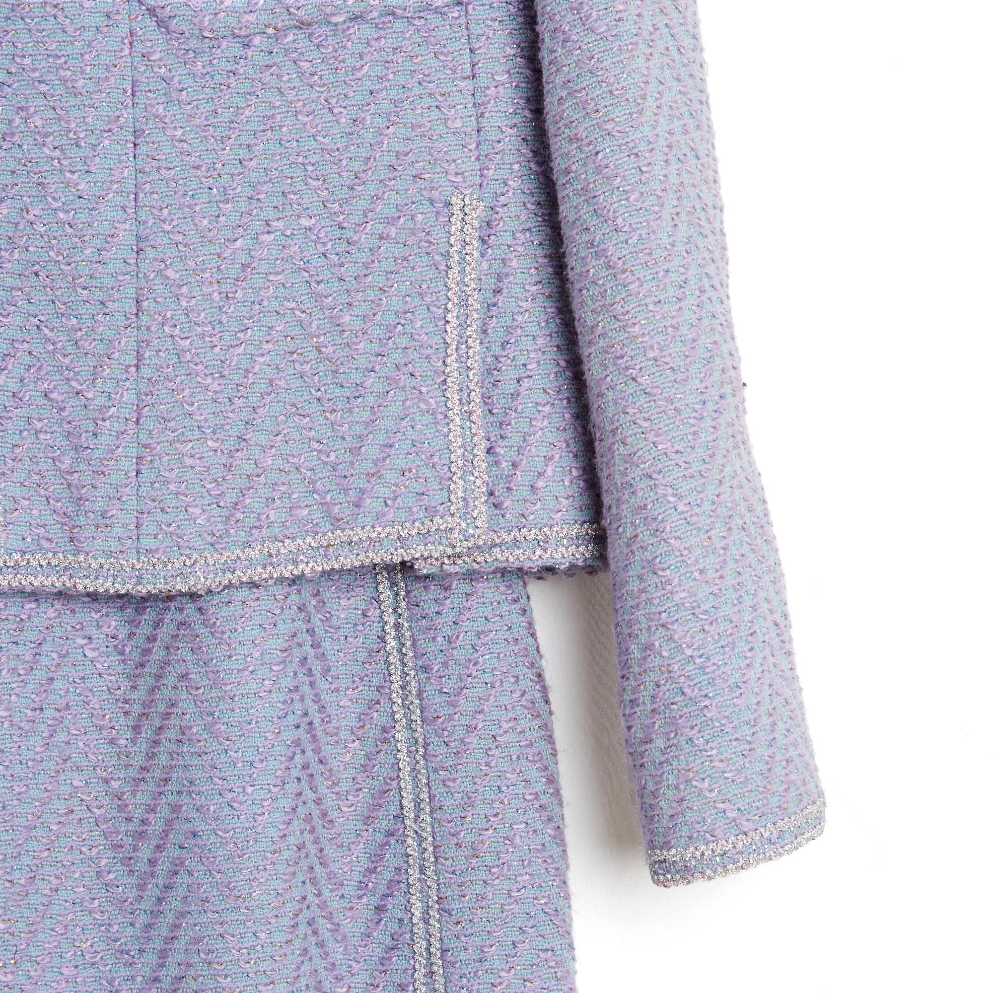 Chanel 1995 Weste FR36 Lila Silber Wolle  Ensemble aus Tweed-Jacke UK8 US6 Damen im Angebot
