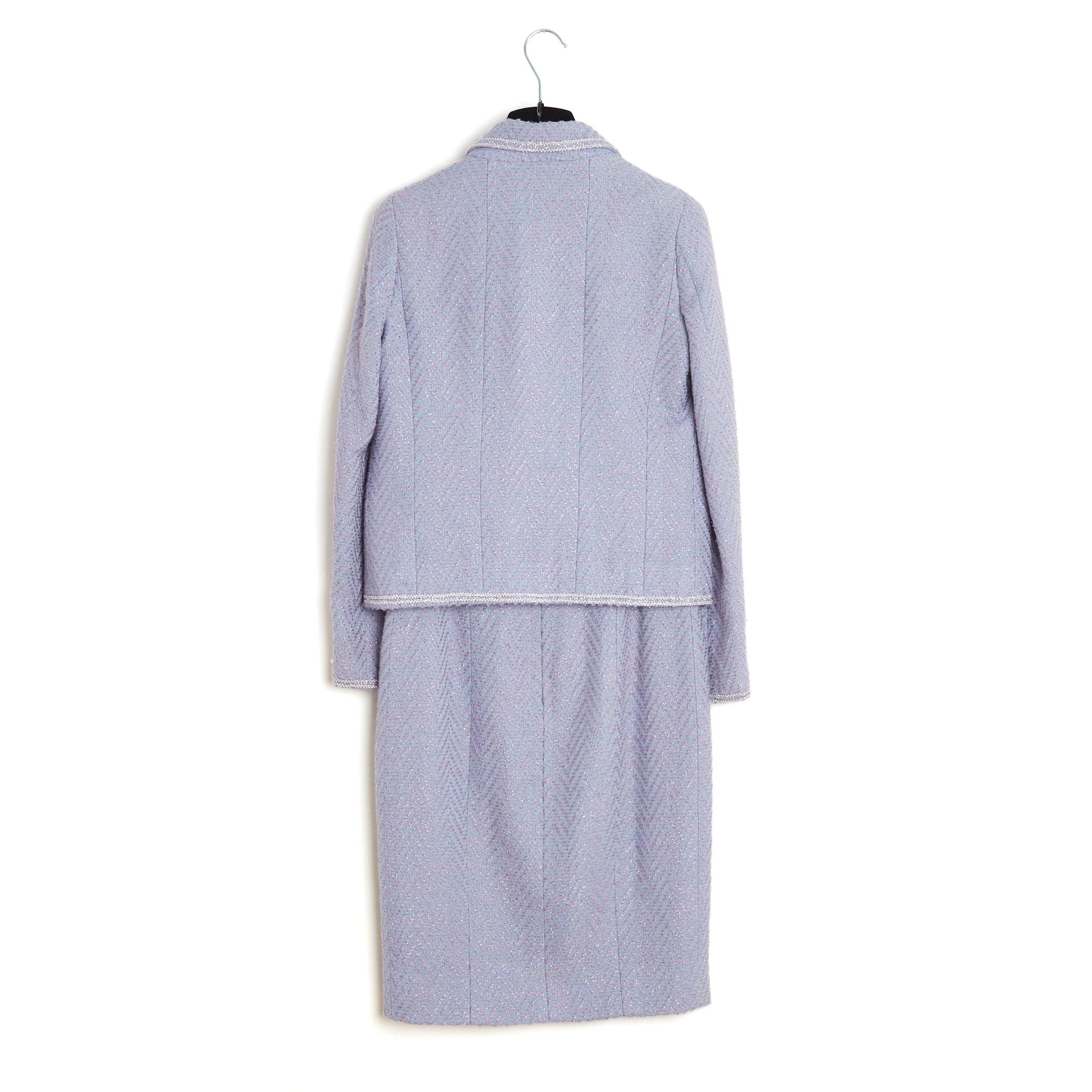 Chanel 1995 Weste FR36 Lila Silber Wolle  Ensemble aus Tweed-Jacke UK8 US6 im Angebot 2
