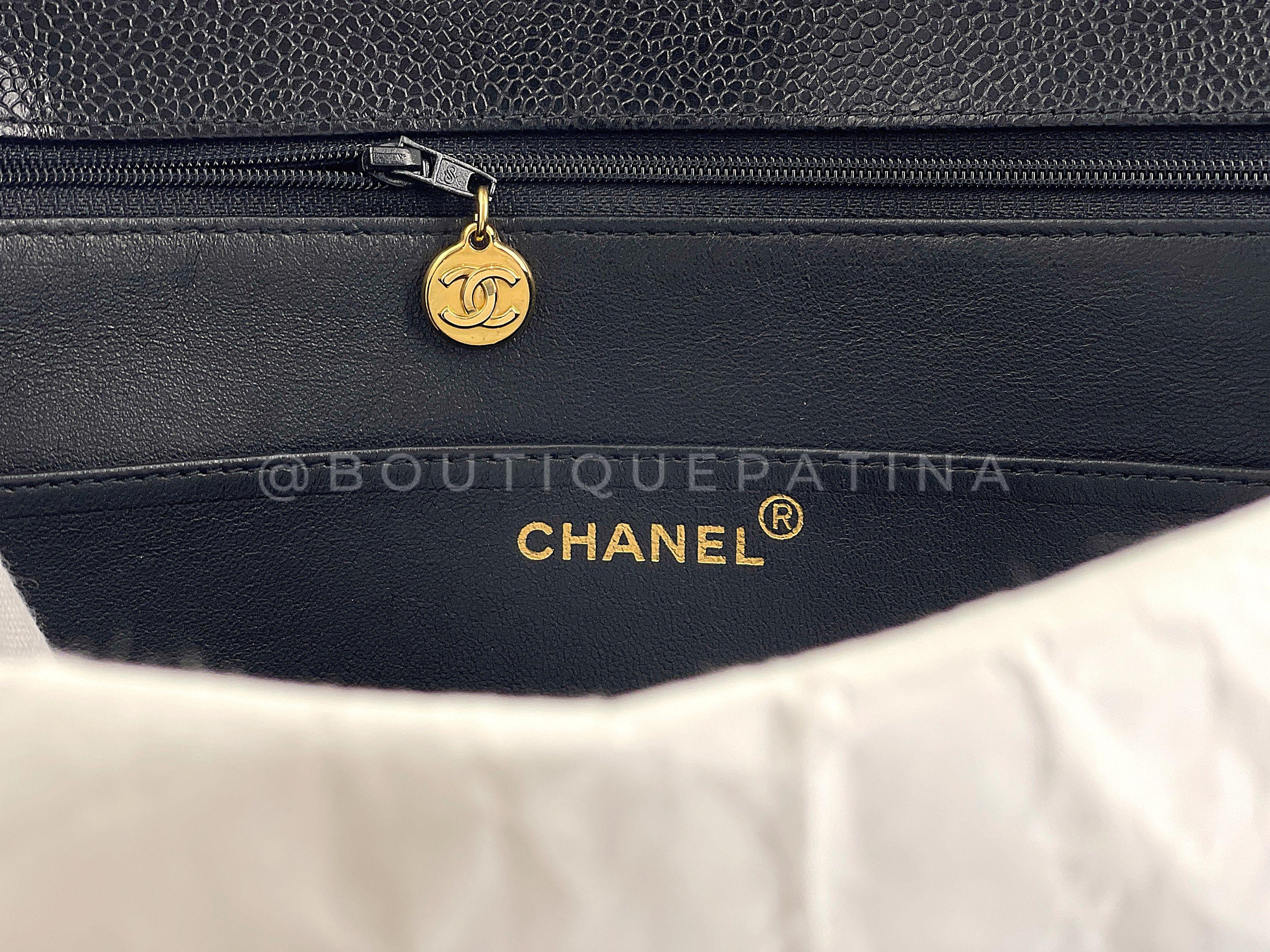 Chanel 1995 Vintage Black Caviar Briefcase Tote Bag 24k GHW 67916 For Sale 7