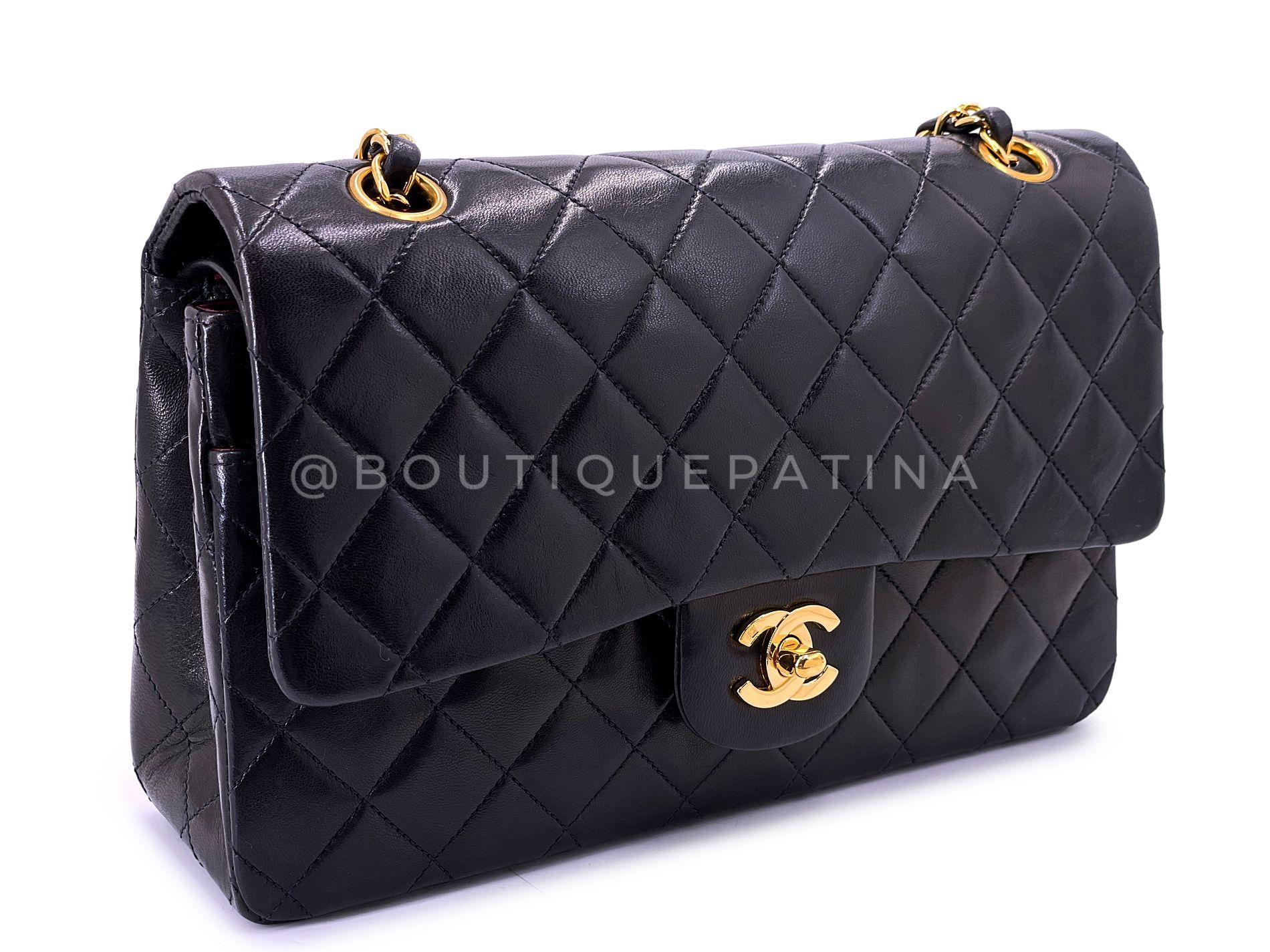 Noir Chanel 1995 Vintage Black Lambskin Medium Classic Double Flap Bag 24k GHW 66288 en vente