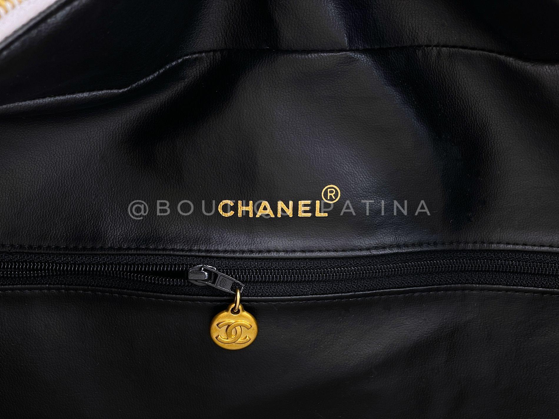 Chanel 1995 Vintage schwarzer Brief große Bowler Duffle Bag 68750 im Angebot 5