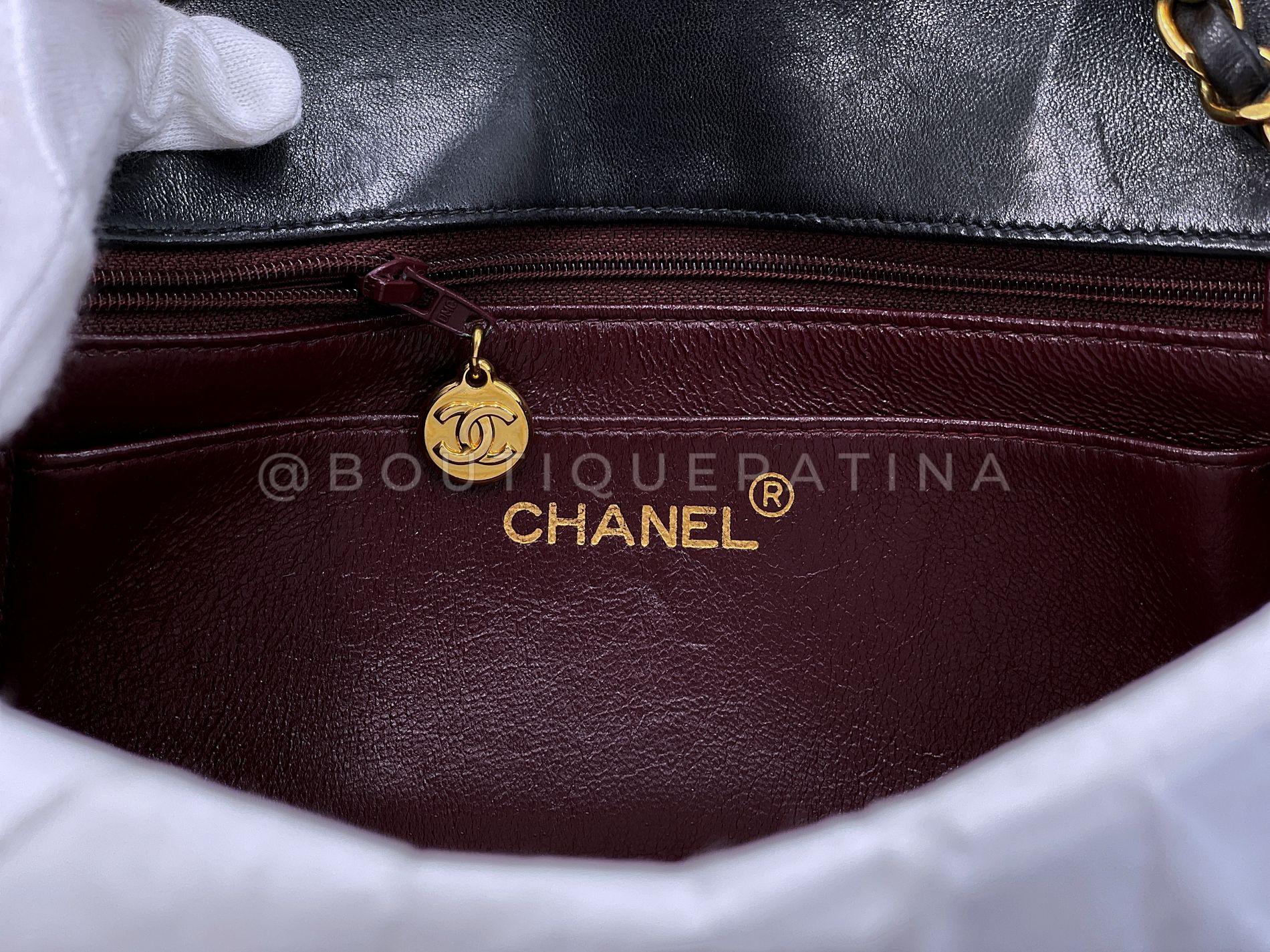 Chanel 1995 Vintage Black Small Diana Bag Lambskin 24k GHW 65663 For Sale 7