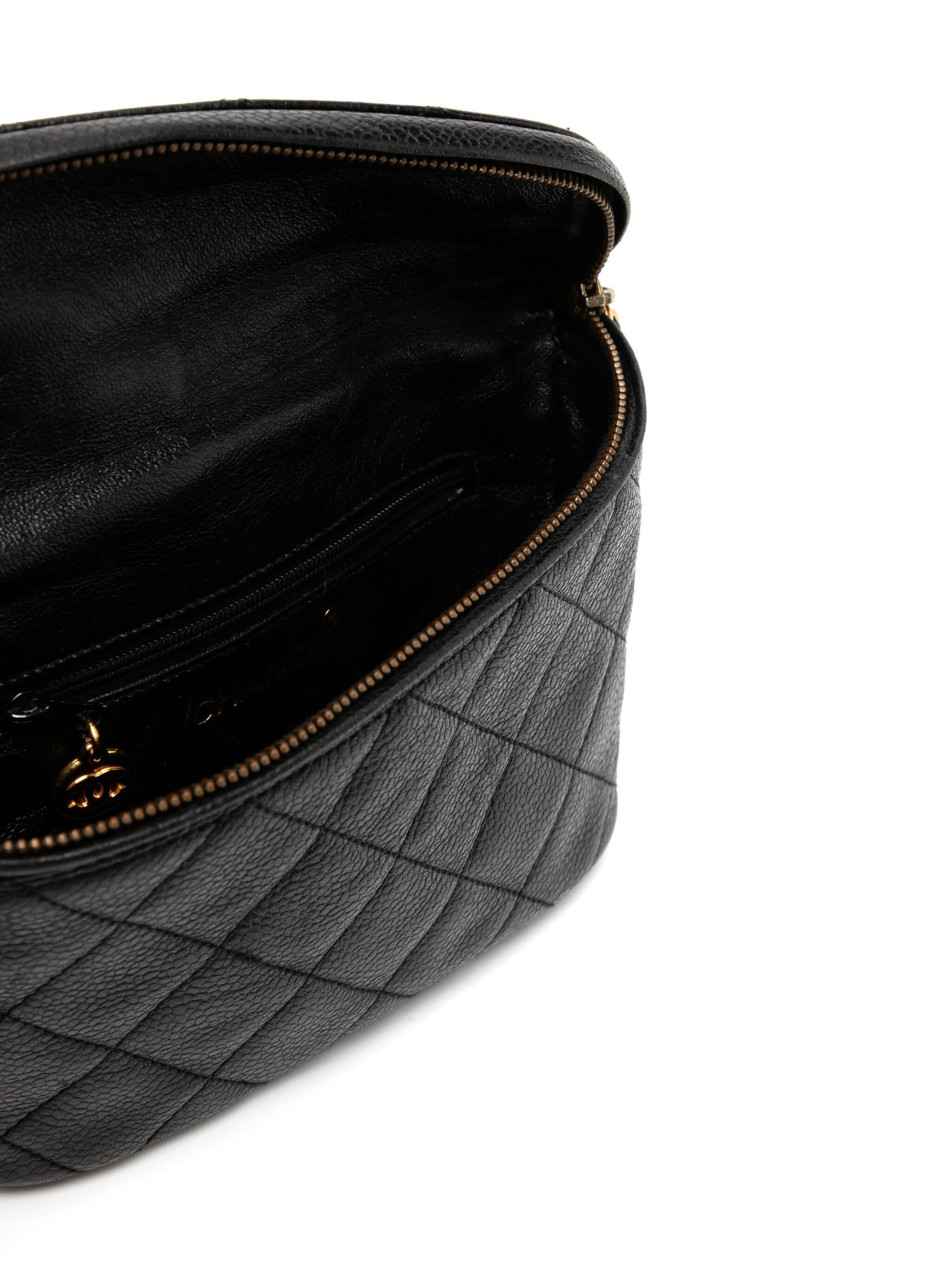 Chanel 1995 Vintage Fanny Pack Quilted Caviar Waist Belt Bag For Sale 1