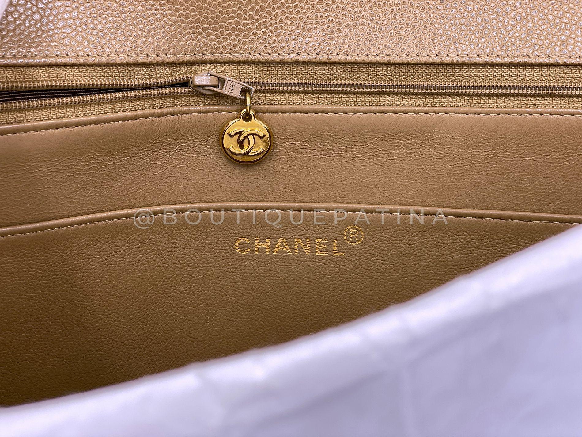 Chanel 1995 Vintage Taupe Beige Caviar Briefcase Tote Bag 24k GHW 68580 For Sale 7