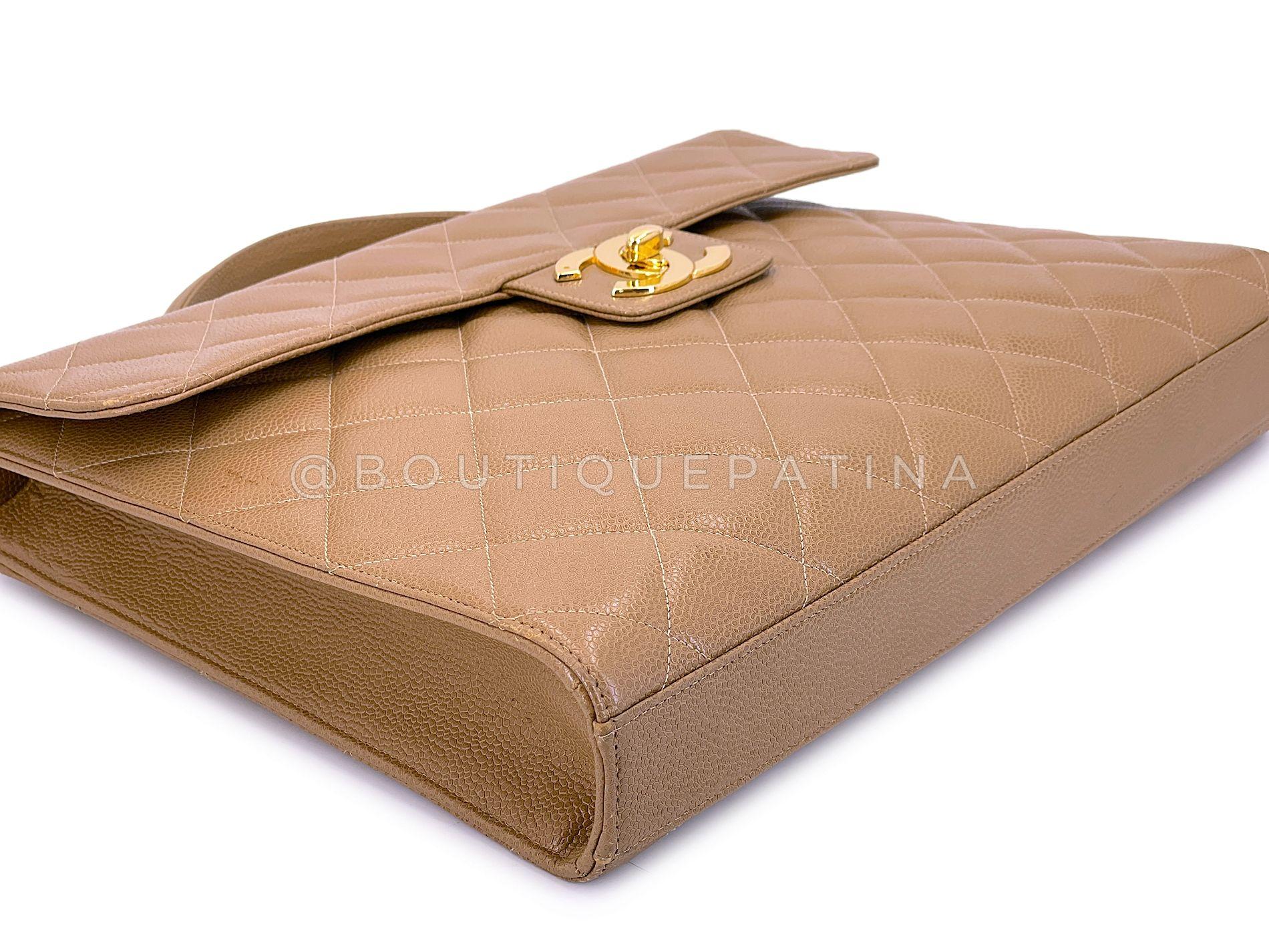 Chanel 1995 Vintage Taupe Beige Caviar Briefcase Tote Bag 24k GHW 68580 For Sale 3