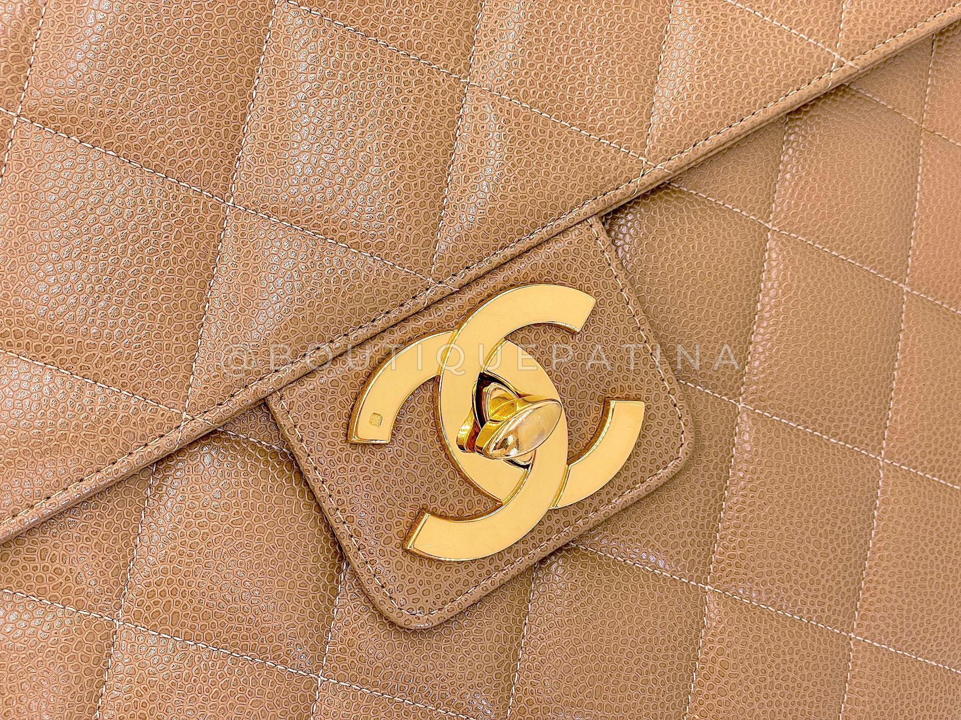 Chanel 1995 Vintage Taupe Beige Caviar Briefcase Tote Bag 24k GHW 68580 For Sale 4