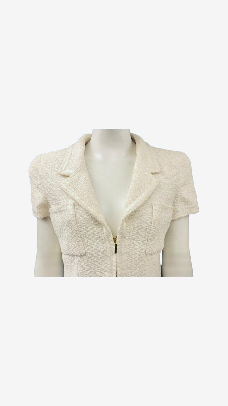 Chanel 1995 White Tweed Short Sleeves Jacket For Sale 2