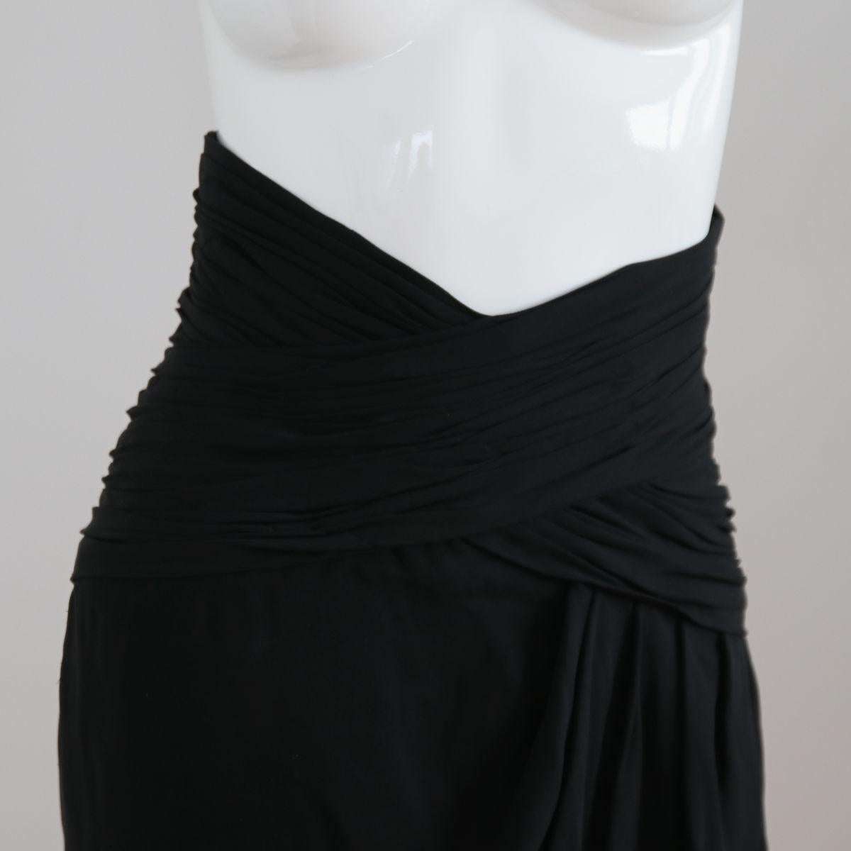 CHANEL 1996 Black Skirt With High Waist & Button Placket by Karl Lagerfeld In Good Condition In Arnsberg, NW