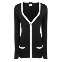 CHANEL 1996 CC Logo Black and White Contrast Knit Cardigan