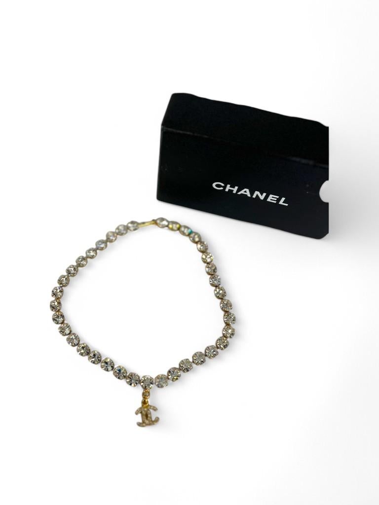 Donna Chanel 1996 CC girocollo con strass 