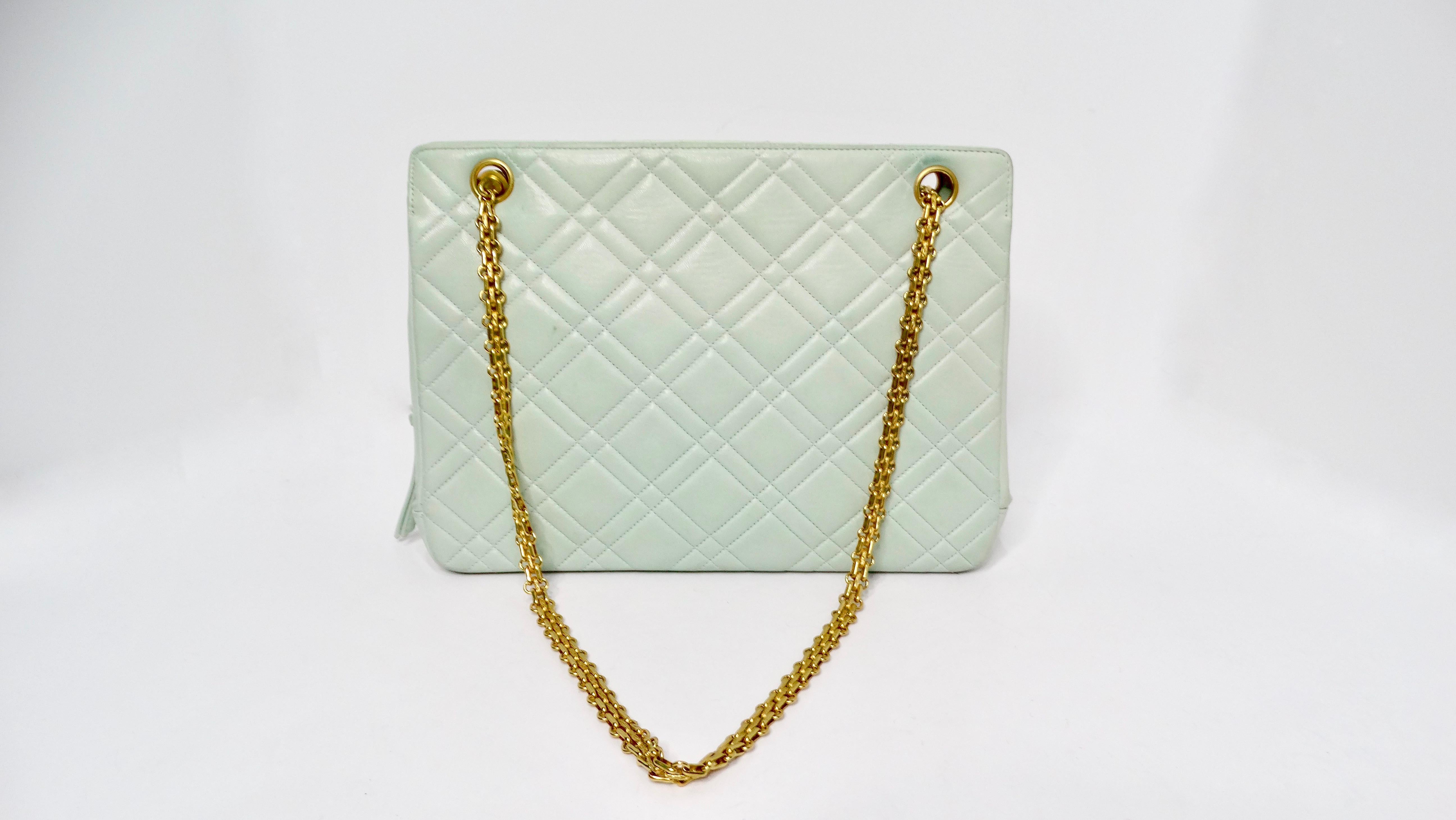 Chanel 1996 Mint Green Lambskin Quilted Tote Shoulder Bag With Coin Purse In Fair Condition In Scottsdale, AZ