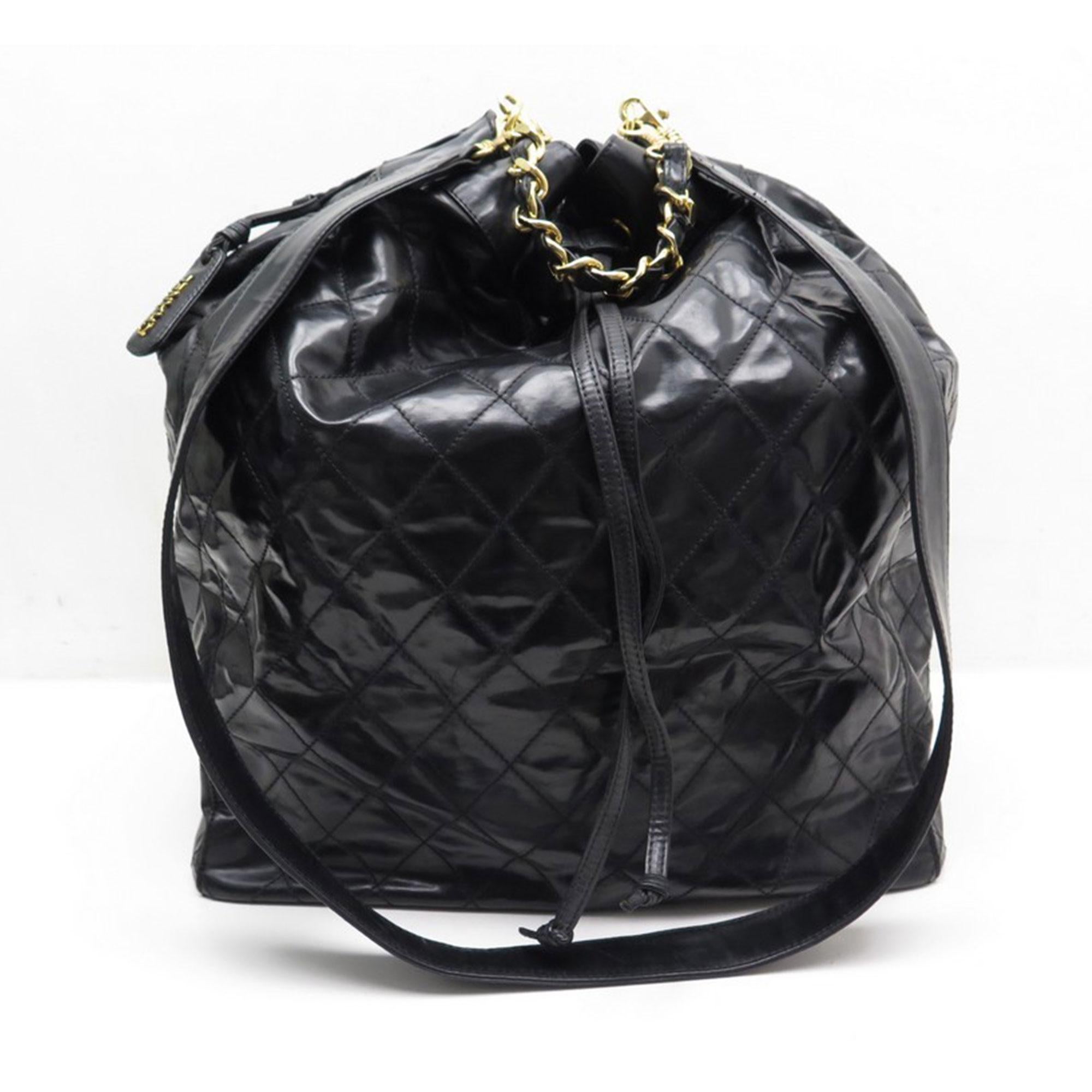 Chanel 1996 Quilted Rubber PVC Bucket XL Carry On Travel Weekend Tote Bag  For Sale 1