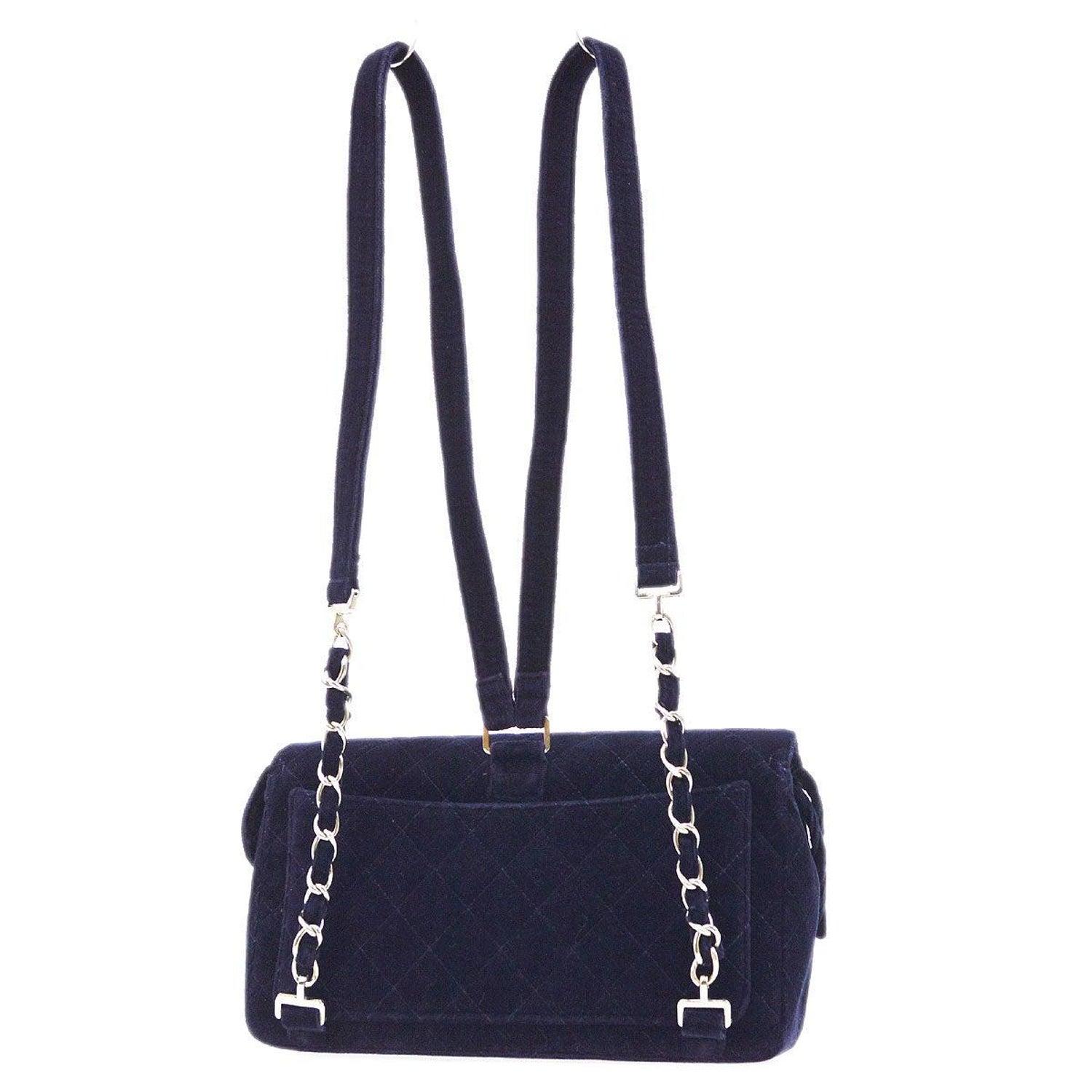 Chanel 1996 Rare Medium Classic Flap Navy Blue Velvet Quilted Backpack Bag en vente 1