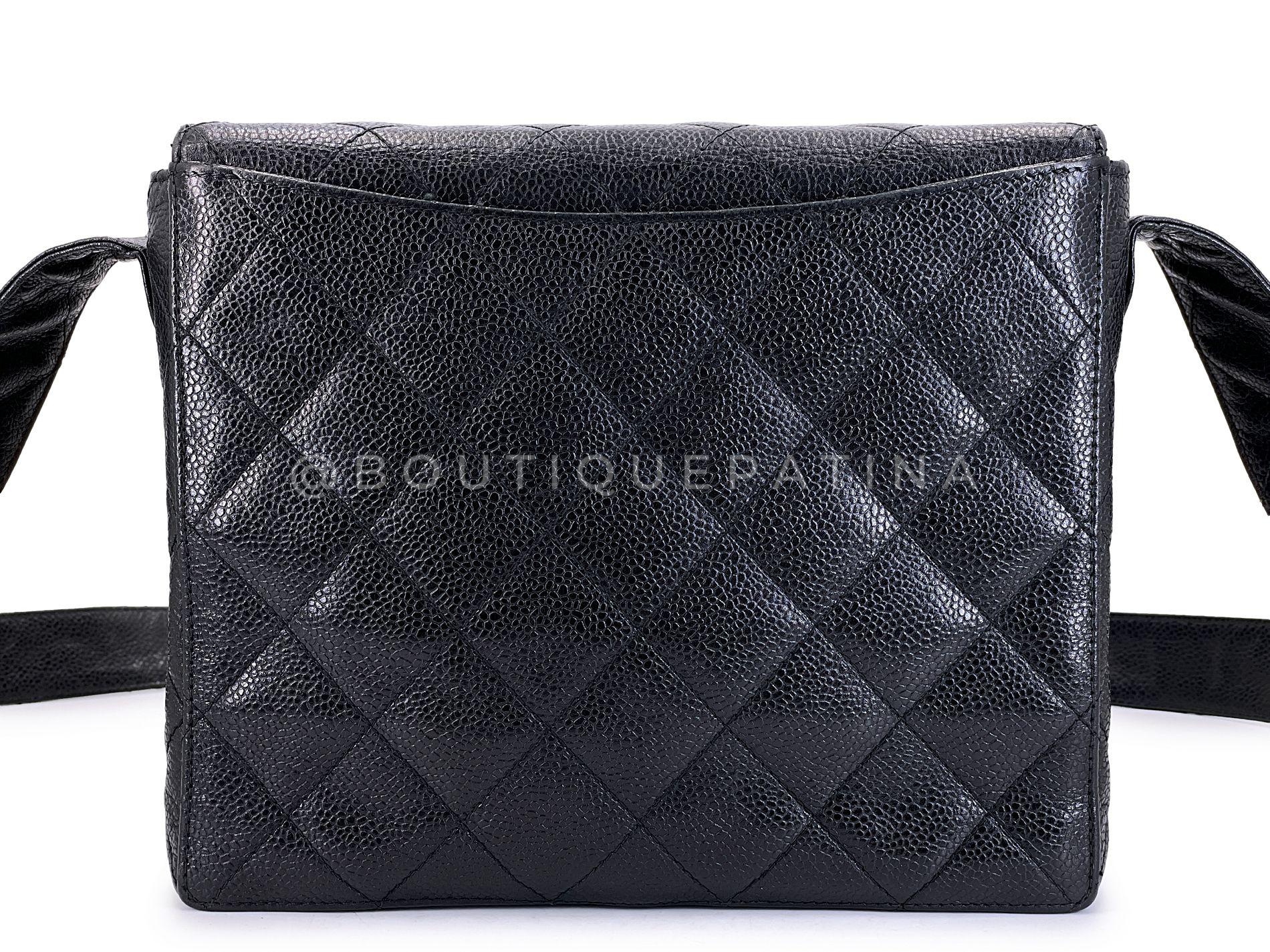 Chanel 1996 Vintage Black Caviar Box Crossbody Flap Bag 24k GHW 68643 For Sale 1
