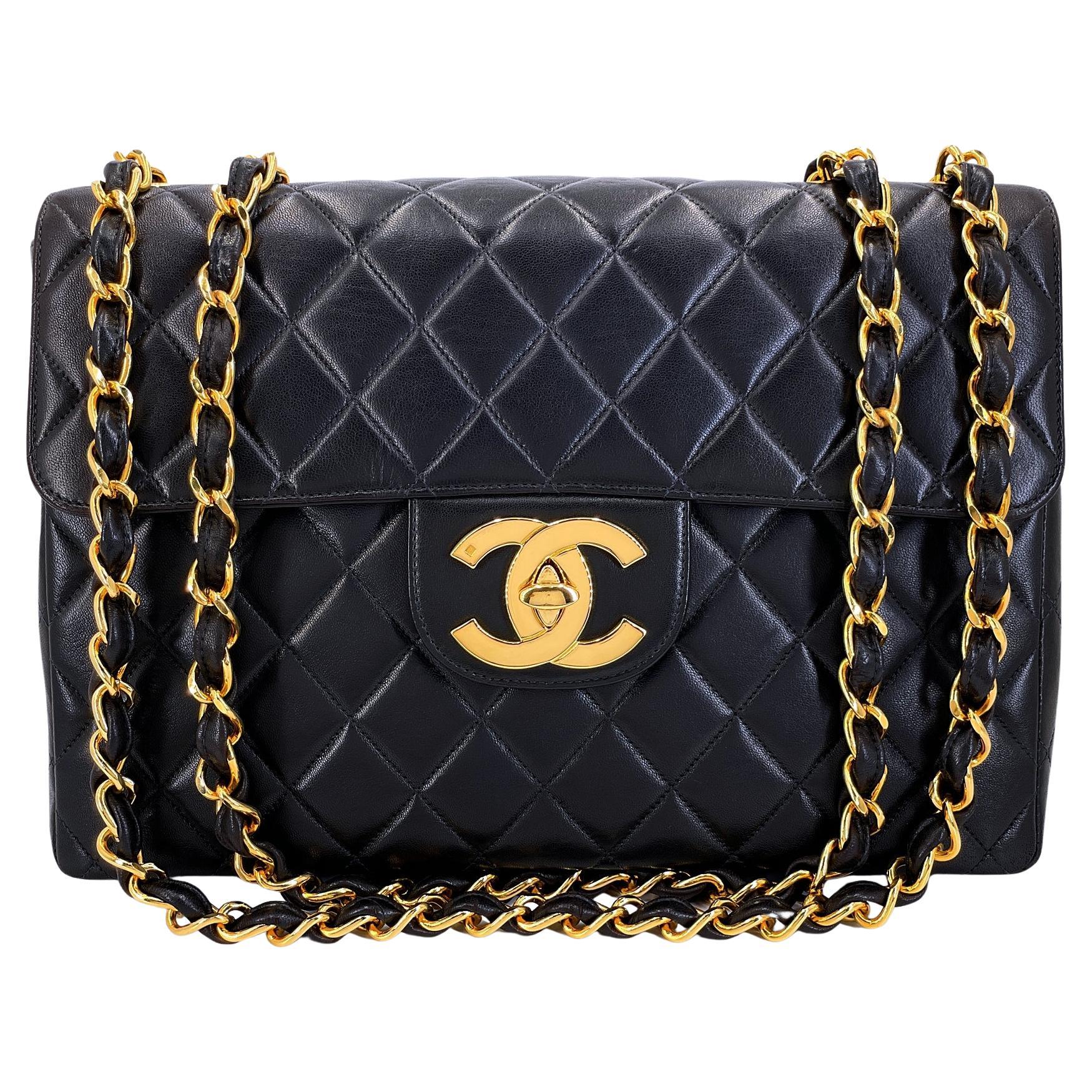 Chanel 1996 Vintage Black Jumbo Classic Flap Bag 24k GHW Lambskin 67199