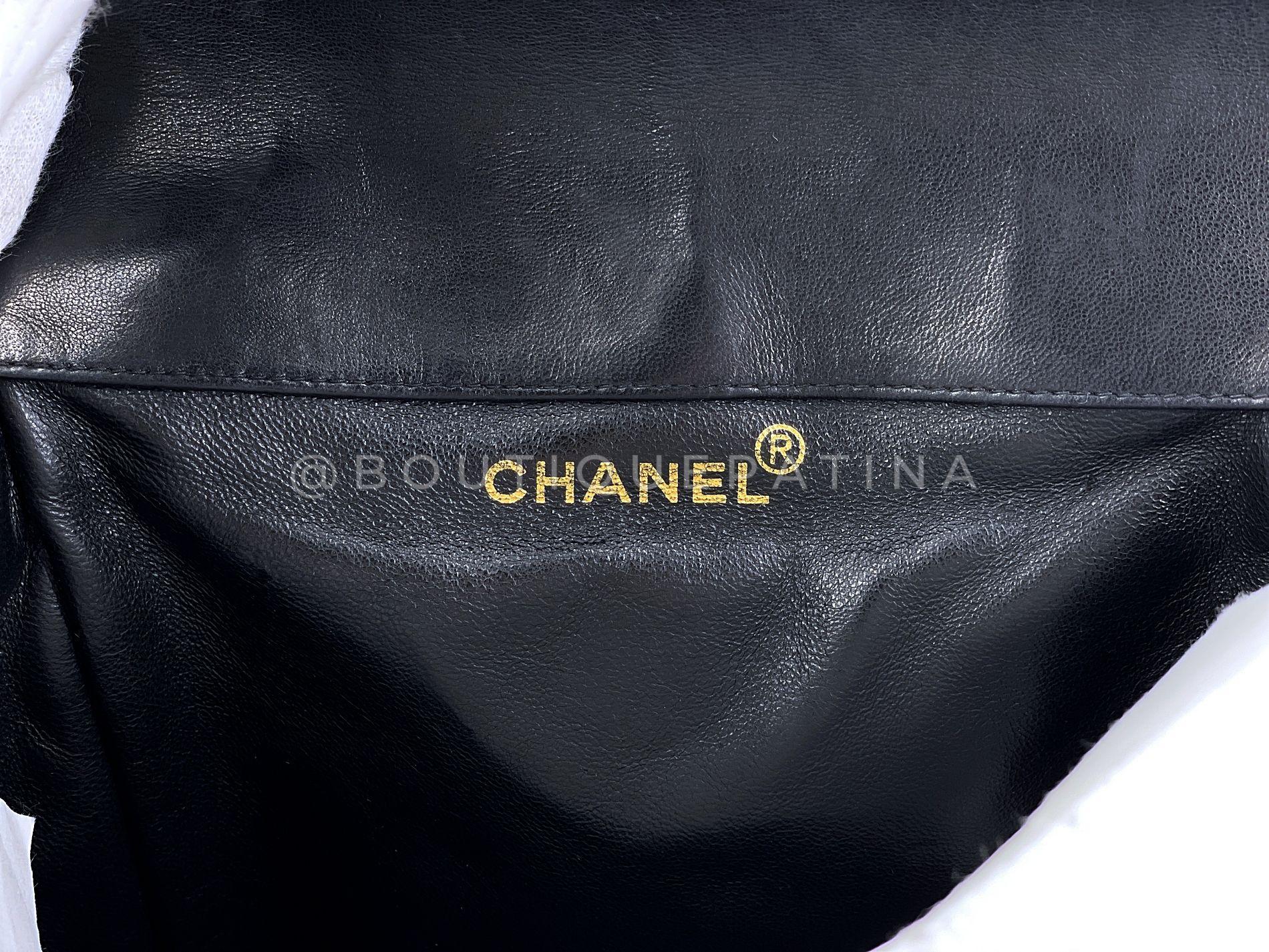 Chanel 1996 Vintage Sac à dos Duma en cuir d'agneau noir 24k GHW 68640 en vente 6