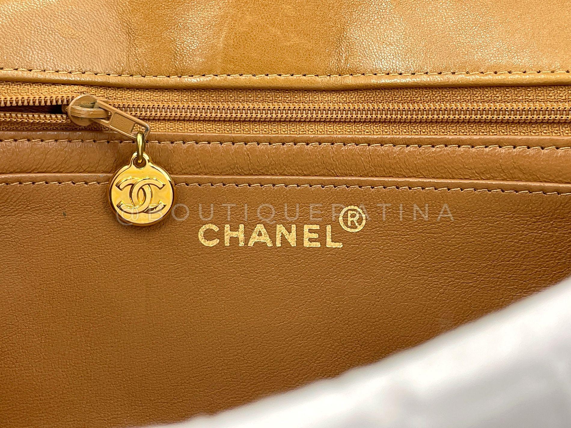 Chanel 1996 Vintage Caramel Beige Tortue Classic Flap Bag Lambskin 68030 en vente 7