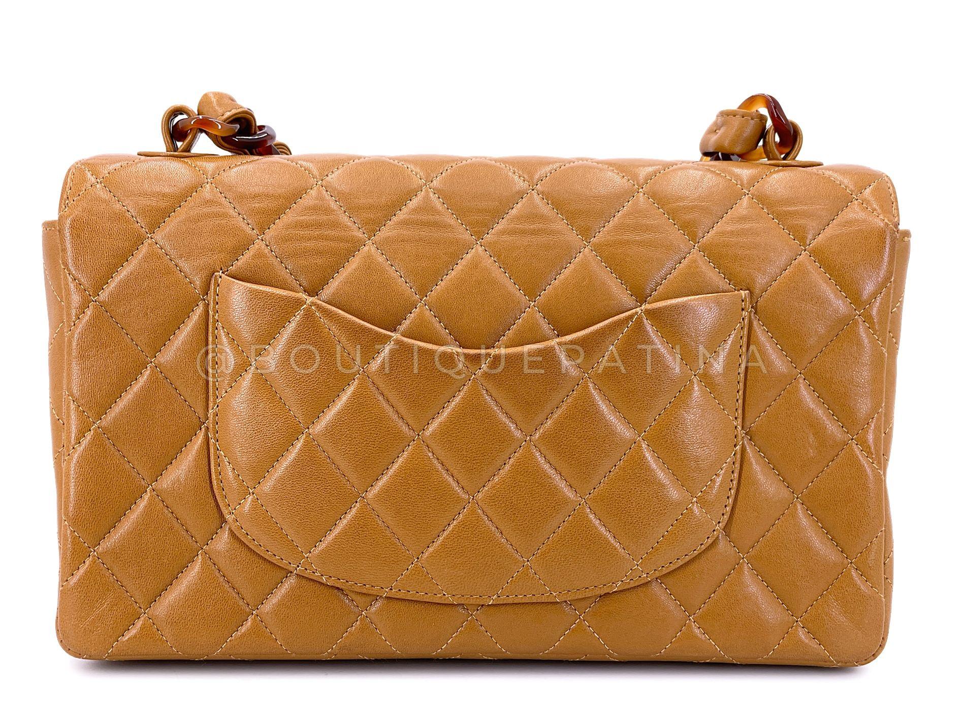 Chanel 1996 Vintage Karamell Beige Schildpatt Classic Flap Tasche Lammfell 68030 im Angebot 1