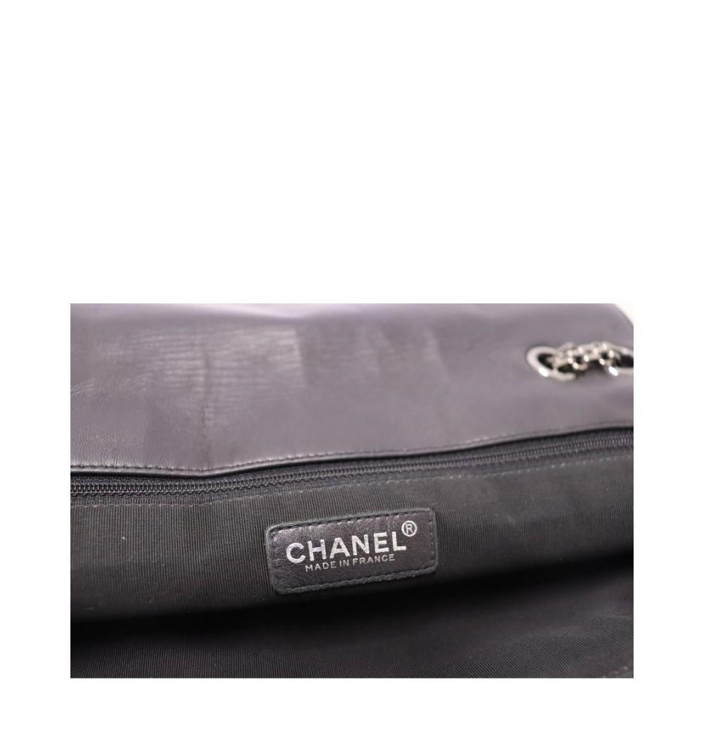 Chanel 1997/1999 Vintage Horizontal Stitch Flap Bag For Sale 5
