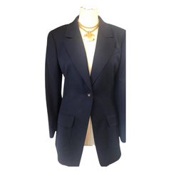 CHANEL - Blazer croisé en laine bleu marine avec boutons et logo CC, 1997