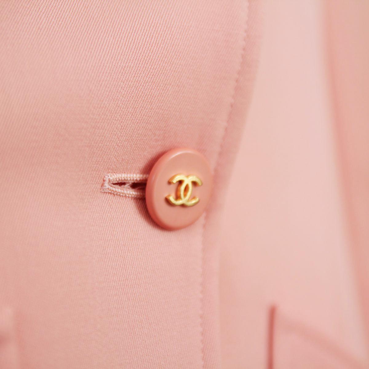 CHANEL 1997 Pink Jacket & Jumpsuit Set - CC Logo Buttons by Karl Lagerfeld In Good Condition In Arnsberg, NW