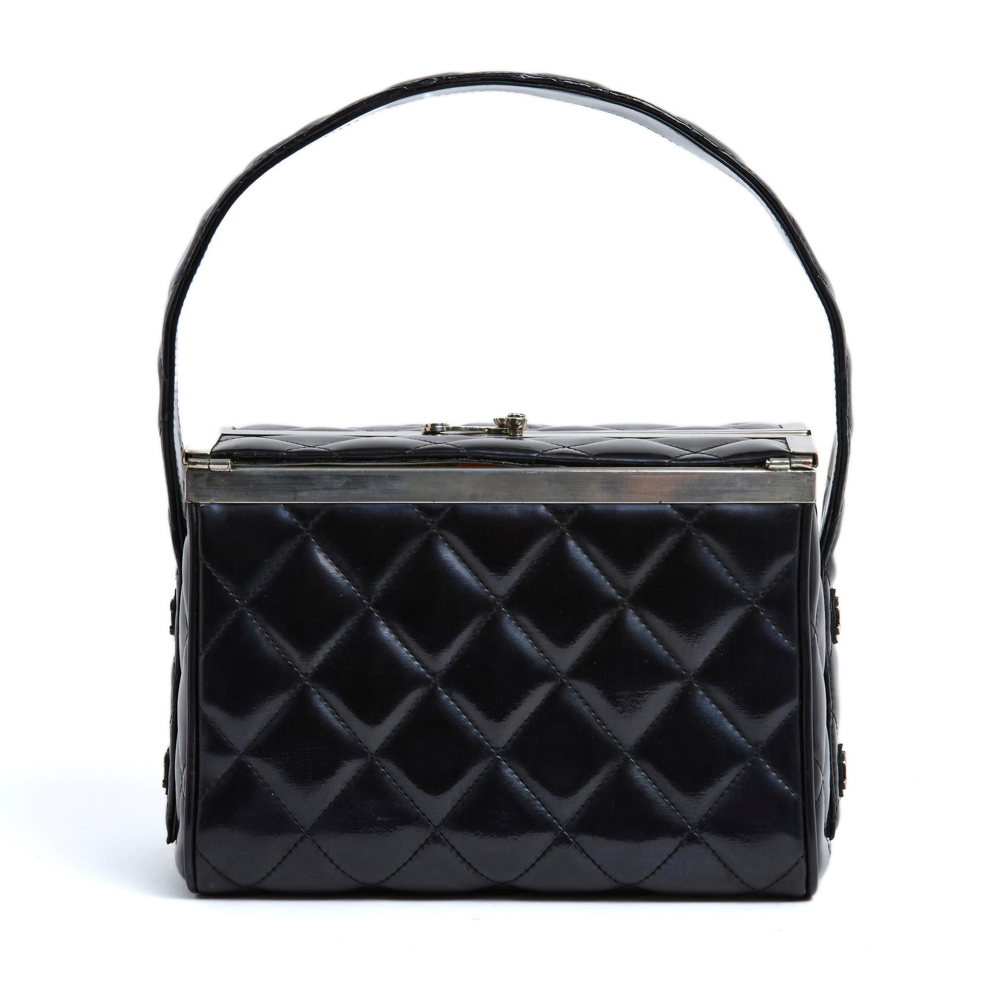 Women's Chanel 1997 Sac Classique Black Patent Quilted Leather Box Hand Bag For Sale