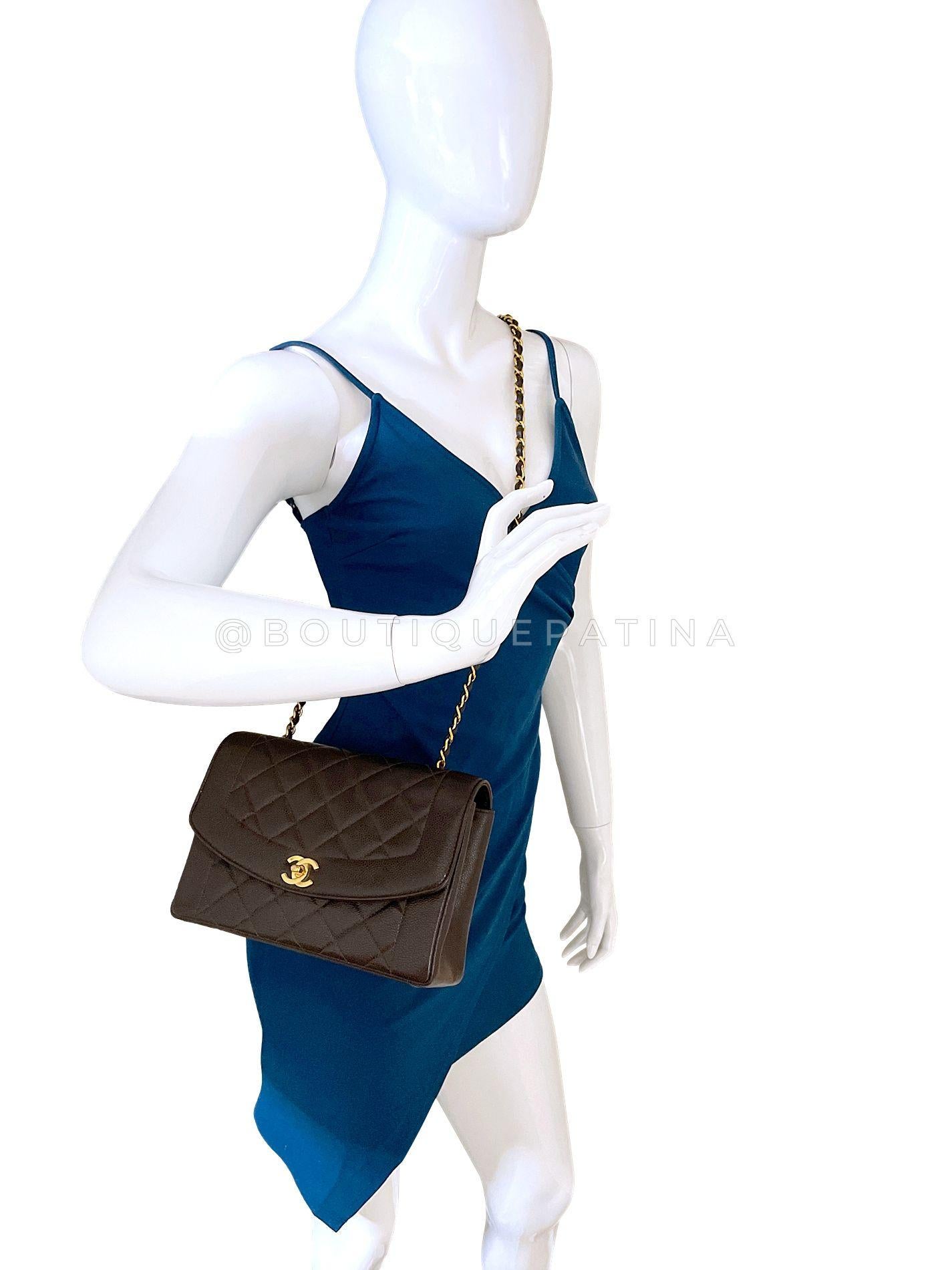Chanel 1997 Vintage Brown Caviar Medium Diana Flap Bag 24k GHW 68627 For Sale 9