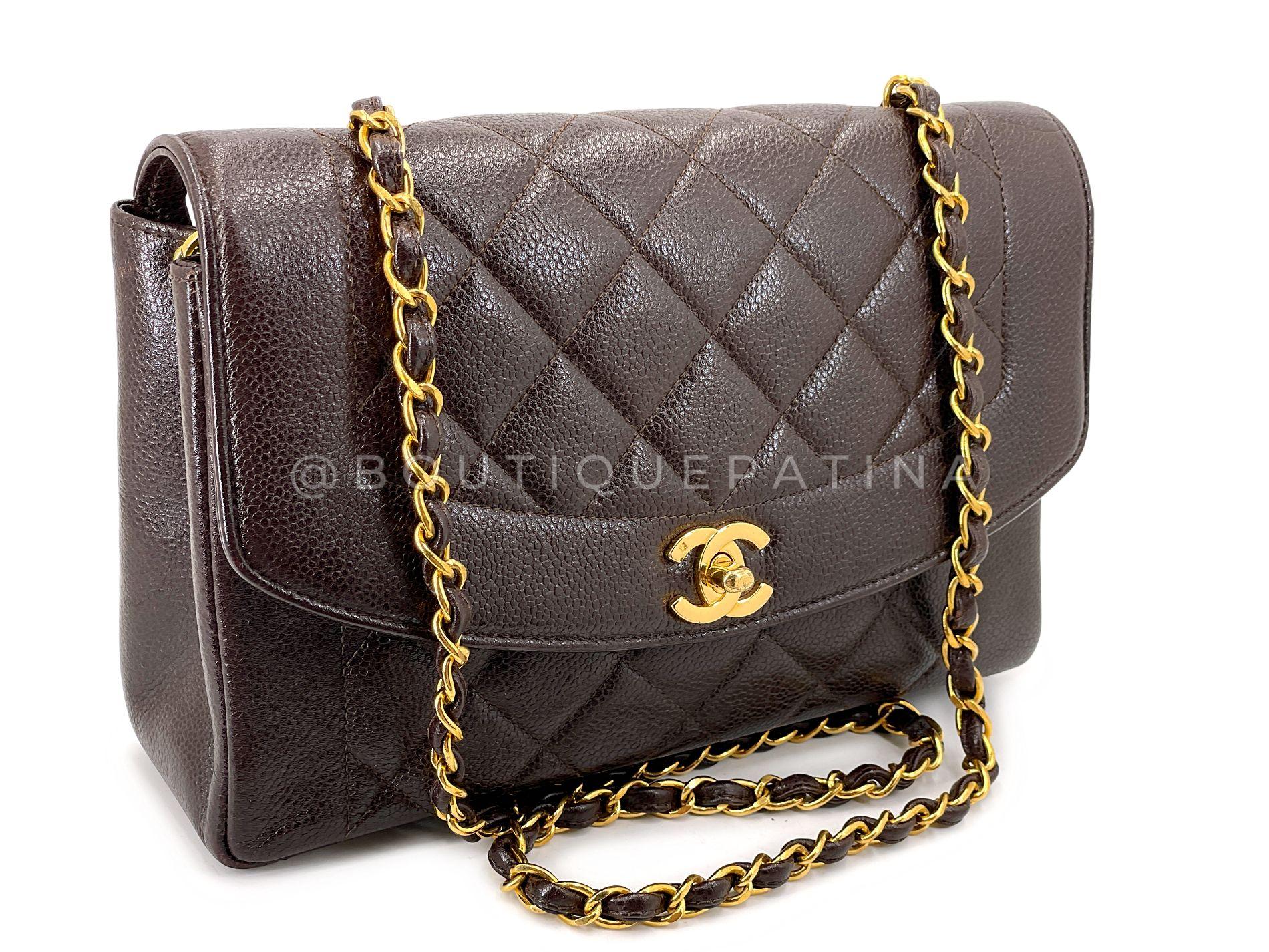 Store item: 68627
For more than 22 years, Boutique Patina has specialized in sourcing and curating the most pristine vintage and collectible accessories by searching closets around the world. 

The color on this is a dark chocolate brown, and it's