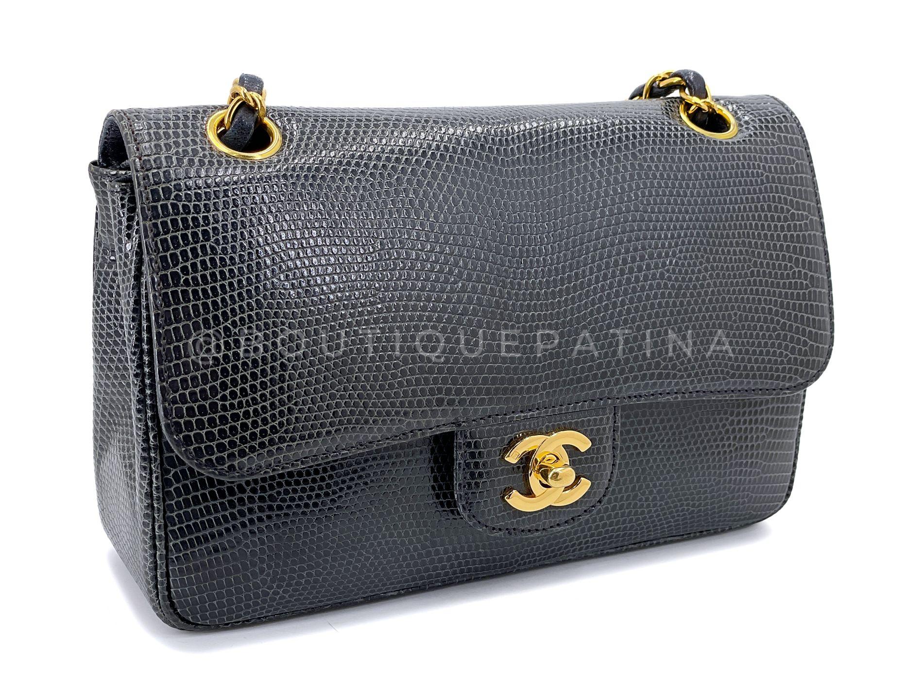Chanel 1997 Vintage Charcoal Gray Lizard Small Classic Flap Bag 24k GHW 68421 In Excellent Condition For Sale In Costa Mesa, CA