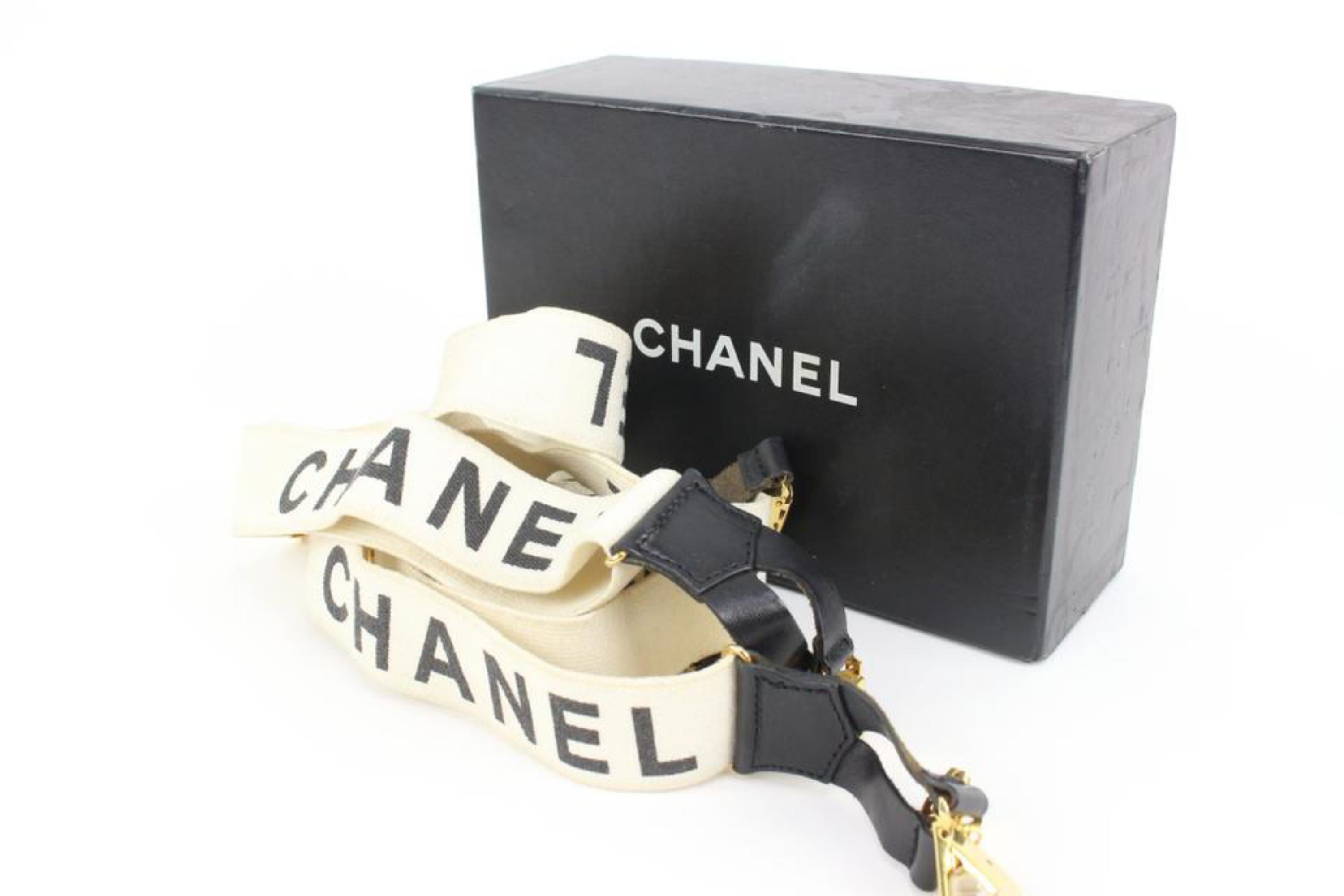 Chanel 1997 White CC Logo Suspenders 61ck322s
Made In: France
Measurements: Length:  26.5