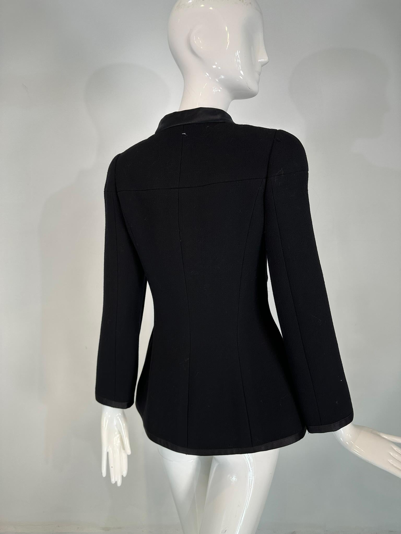 Chanel 1997A Black 100% Wool Gold & Pearl Logo Button Band Collar Jacket 36 For Sale 5