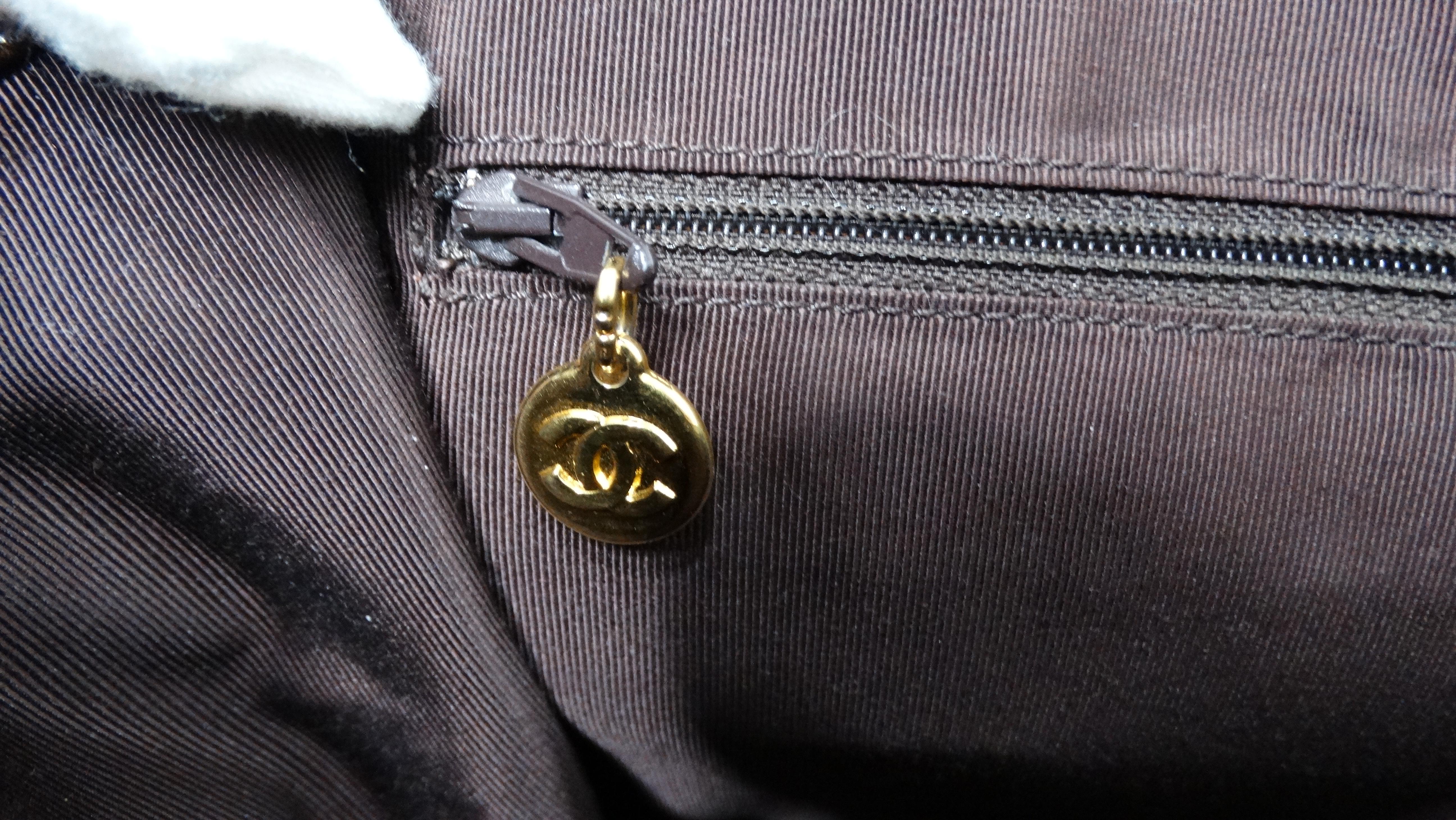 Chanel 1998 Brown Caviar Leather Interlocking CC Logo Timeless Tote Bag For Sale 4