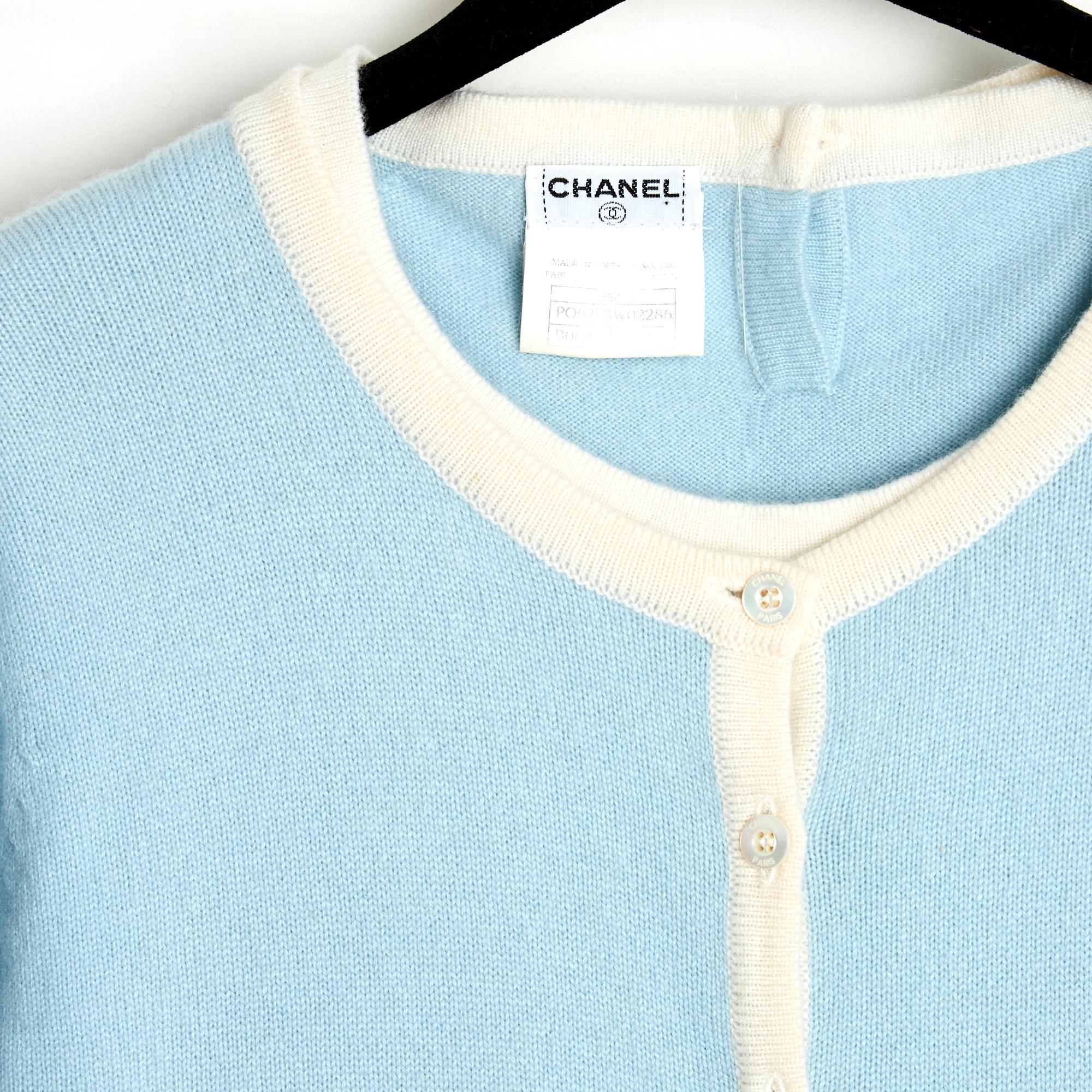 Women's Chanel 1998 Ensemble FR38 Light Blue Cashmere CC set UK10 US8 Pristine