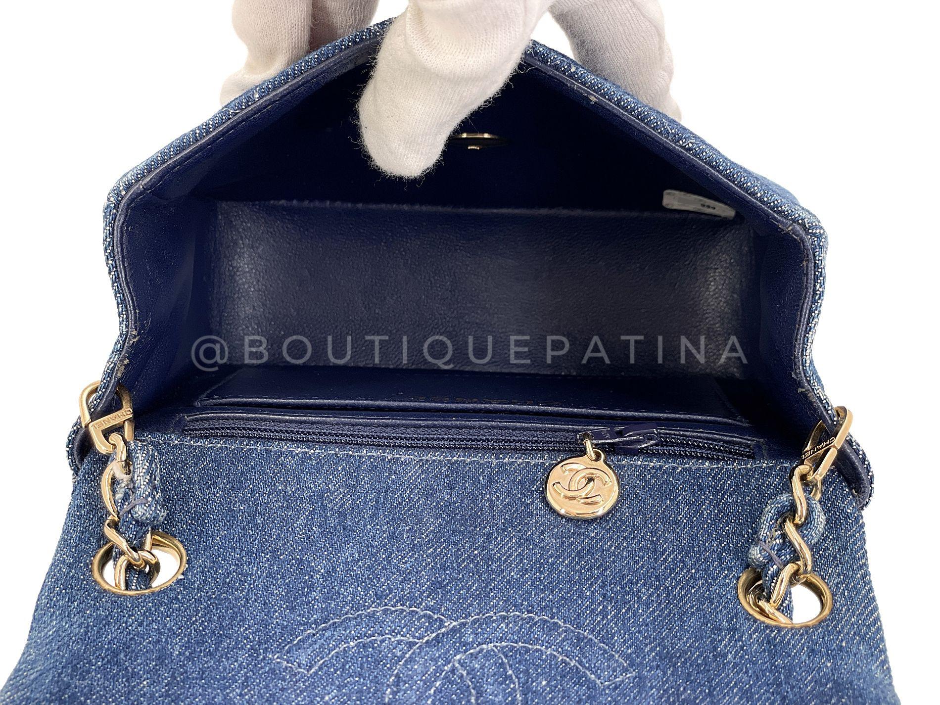 Chanel 1998 Vintage Azul Denim Cuadrado Mini Flap Bag 24k GHW  68466 en venta 6
