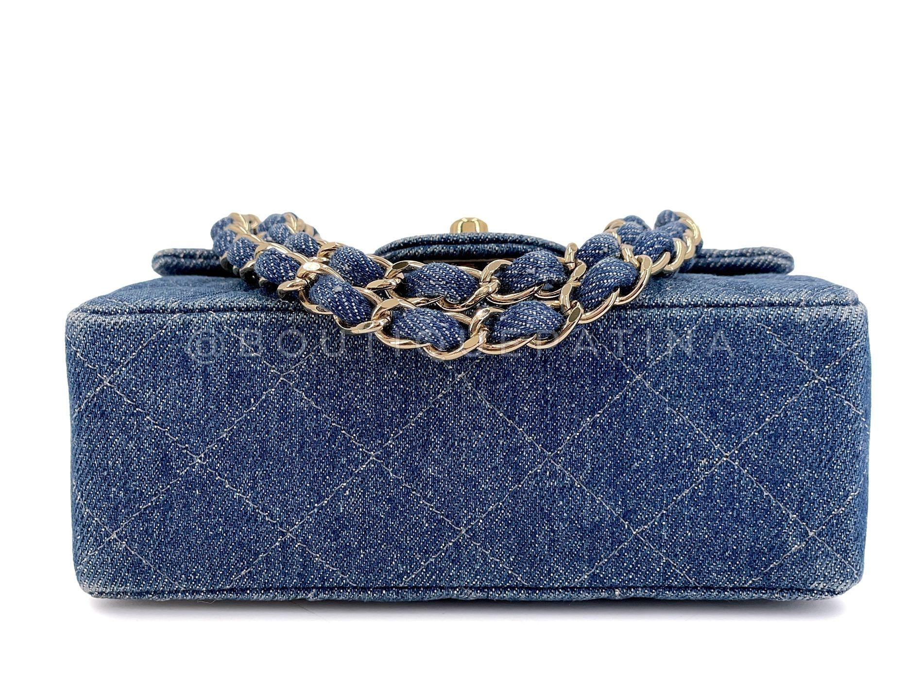 Chanel 1998 Vintage Azul Denim Cuadrado Mini Flap Bag 24k GHW  68466 en venta 2