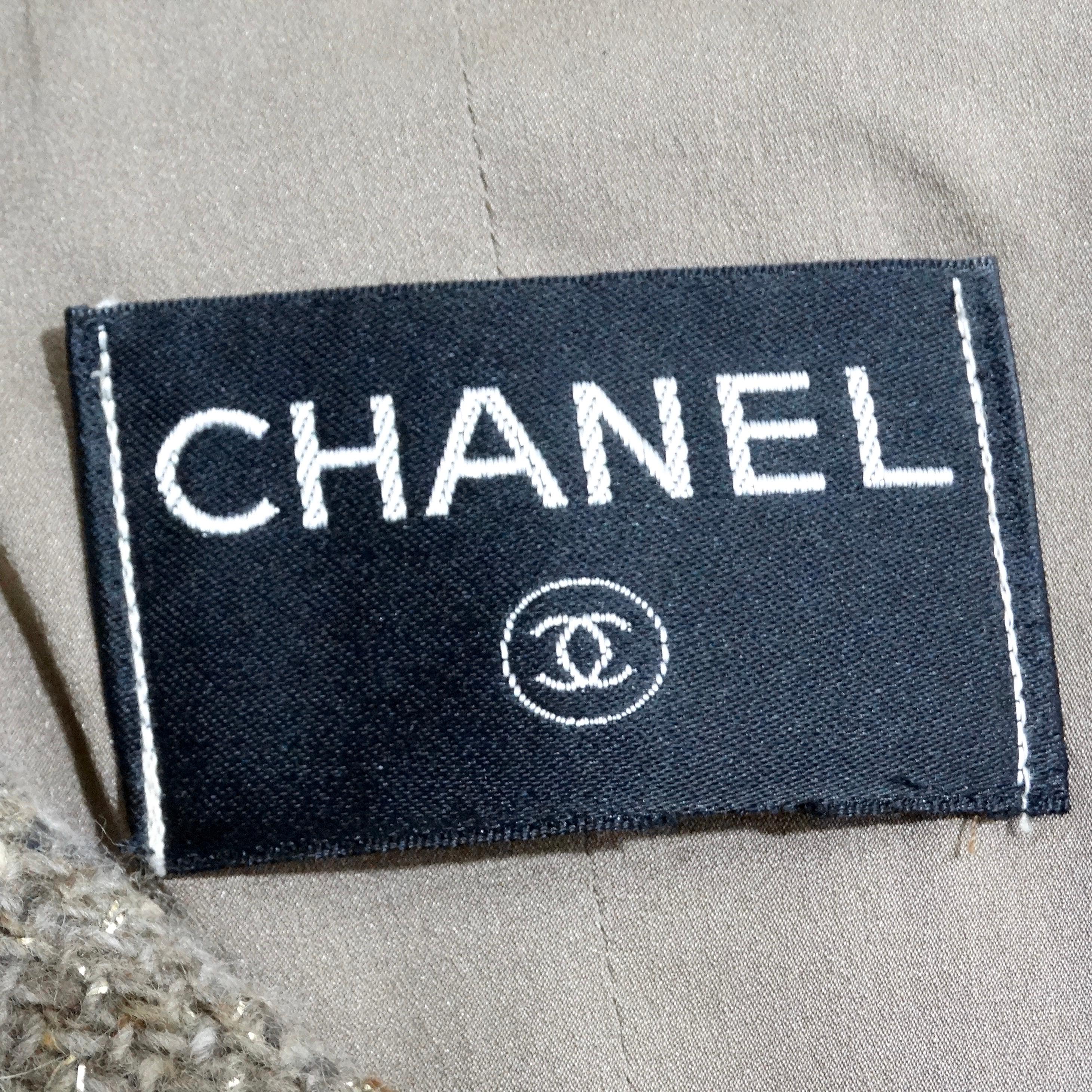 Chanel 1999 Brown Tweed Blazer For Sale 4