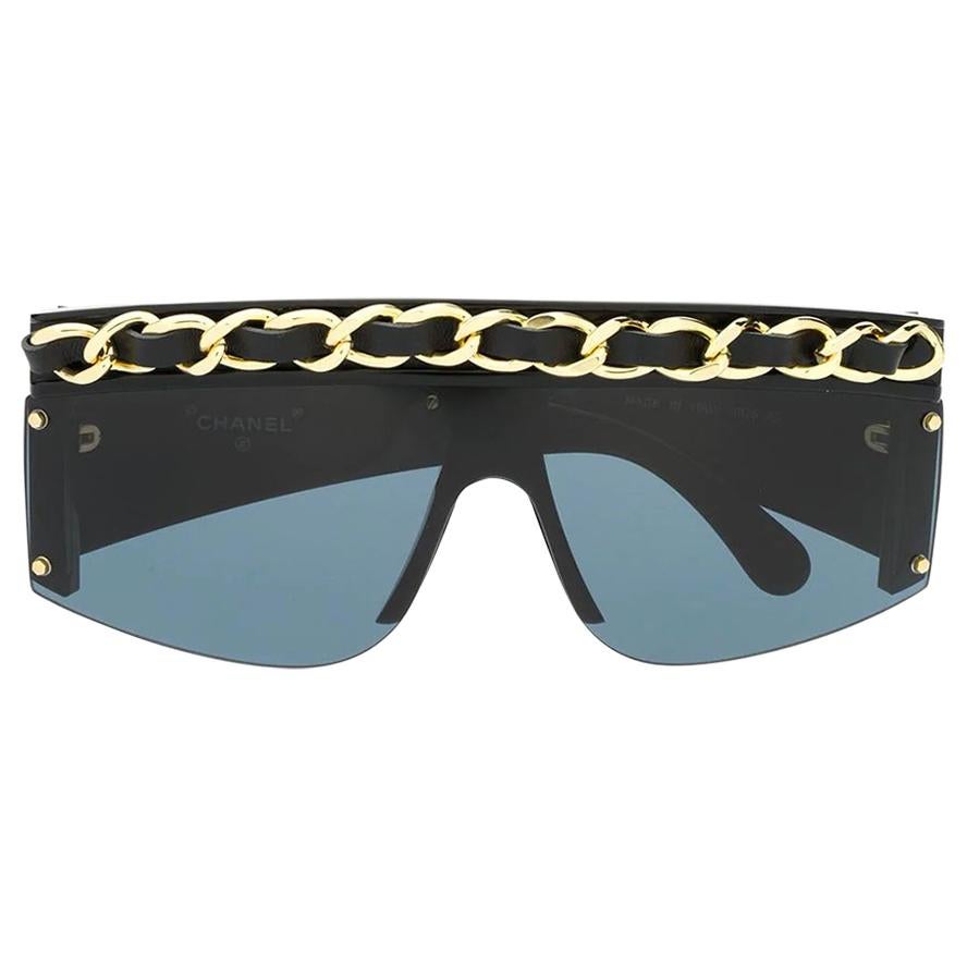 Chanel 5313 CC Butterfly Signature Sunglasses Black