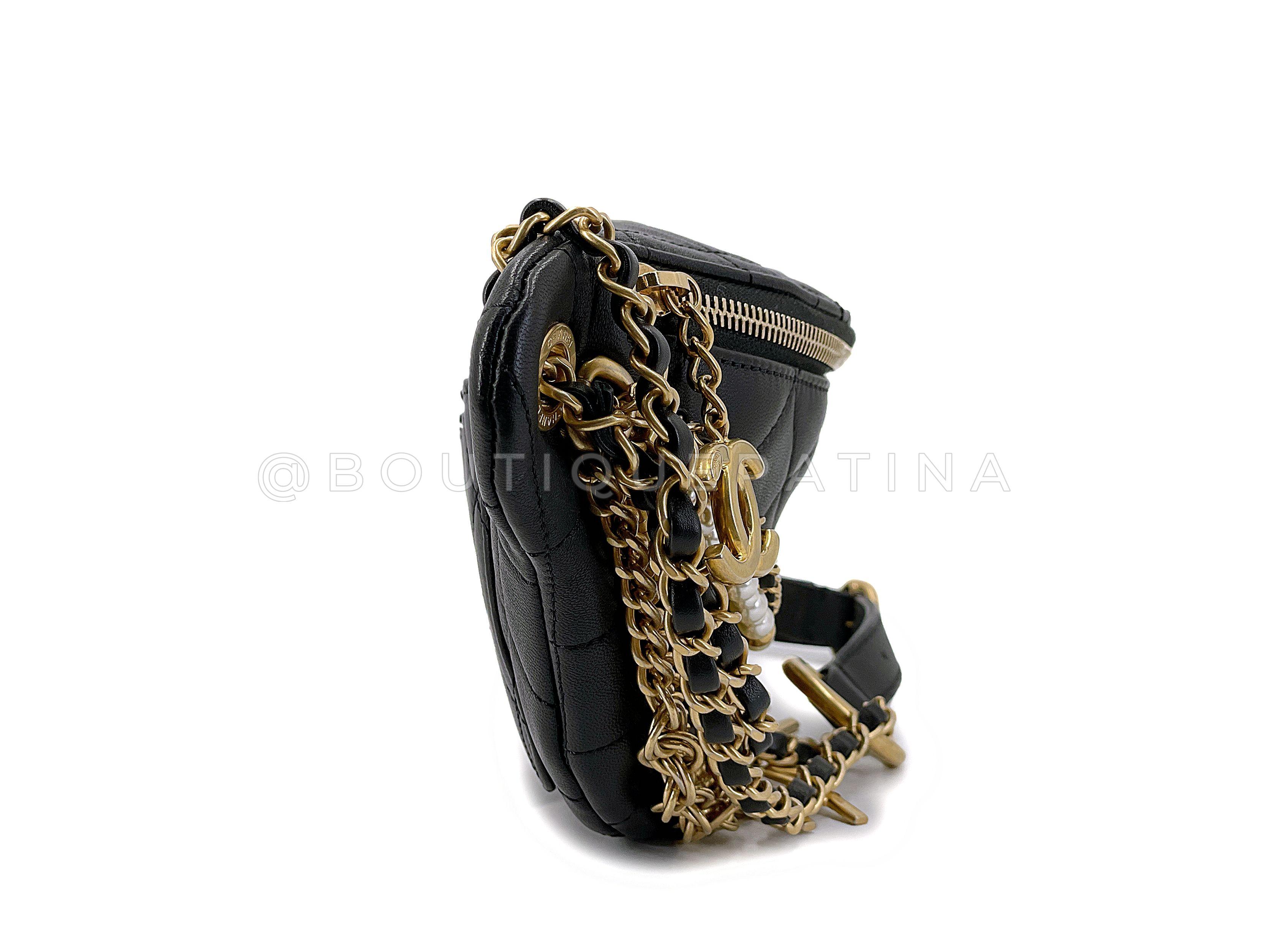 Chanel 19A Black All About Chains Pearl Fanny Pack Bag GHW 67686 In Excellent Condition For Sale In Costa Mesa, CA