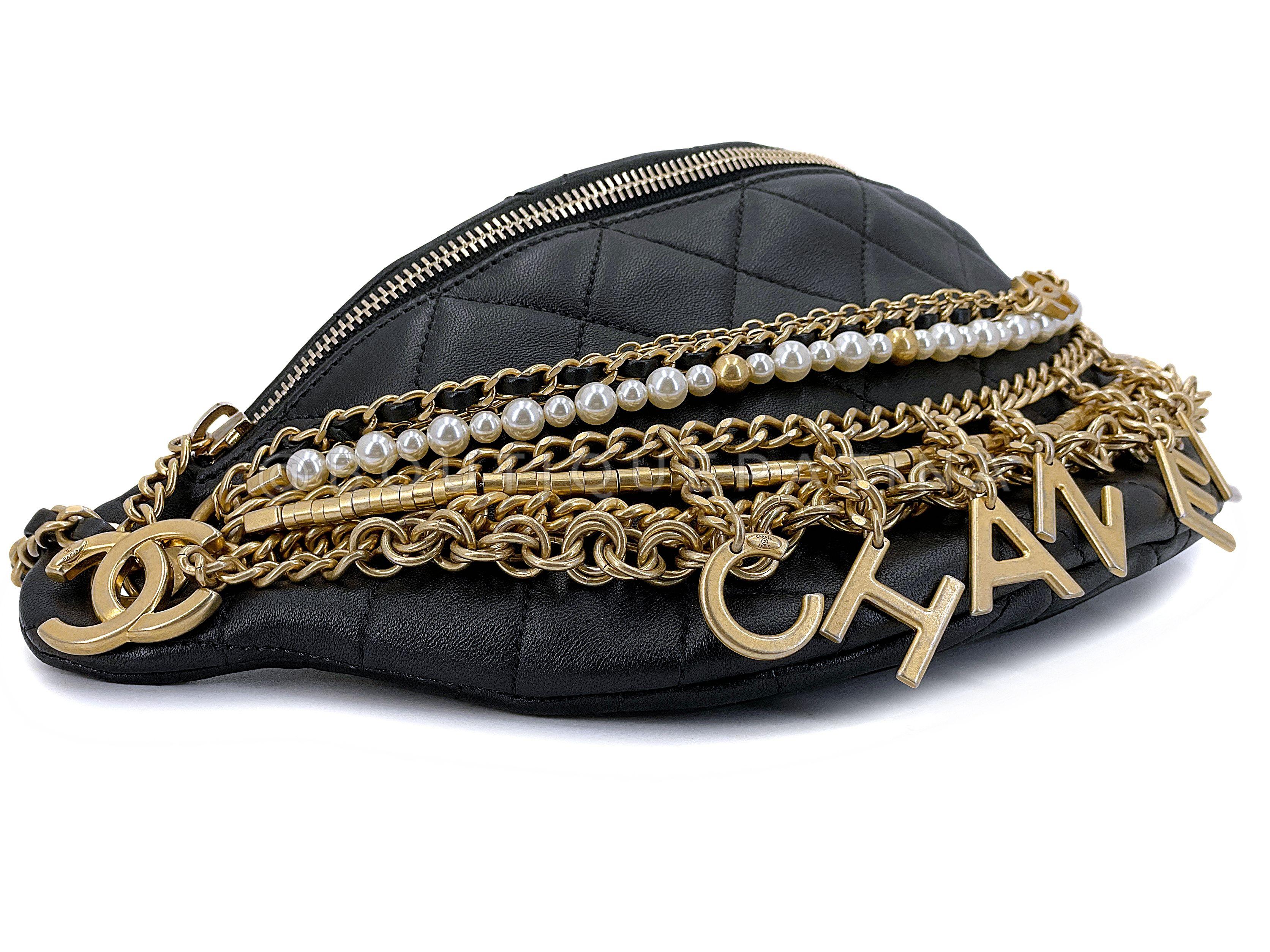 Chanel 19A Black All About Chains Pearl Sac Fanny Pack GHW 67686 Pour femmes en vente
