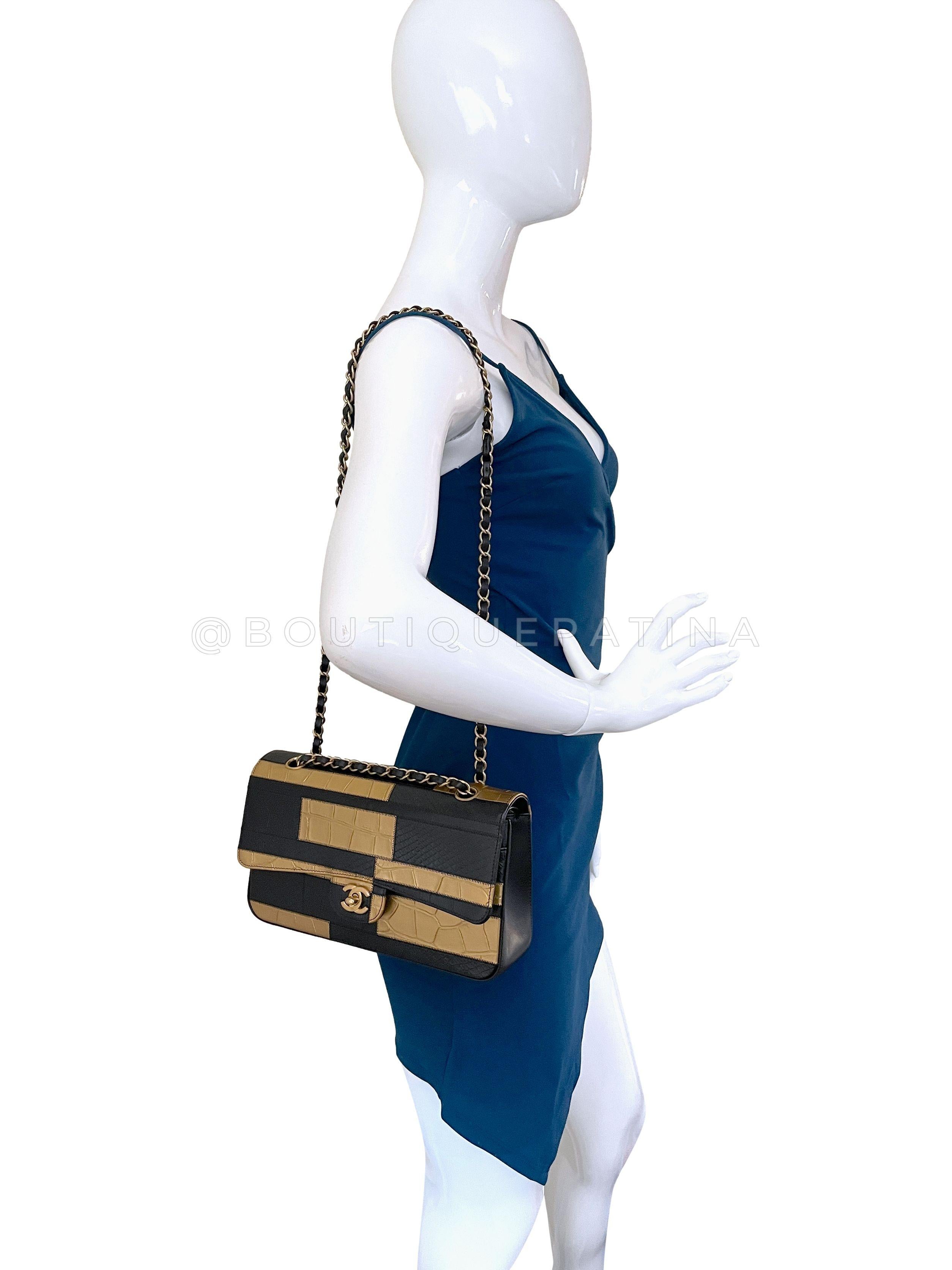Chanel 19A Egypt Black/Gold Crocodile Print Medium Classic Flap Bag GHW 67619 For Sale 8